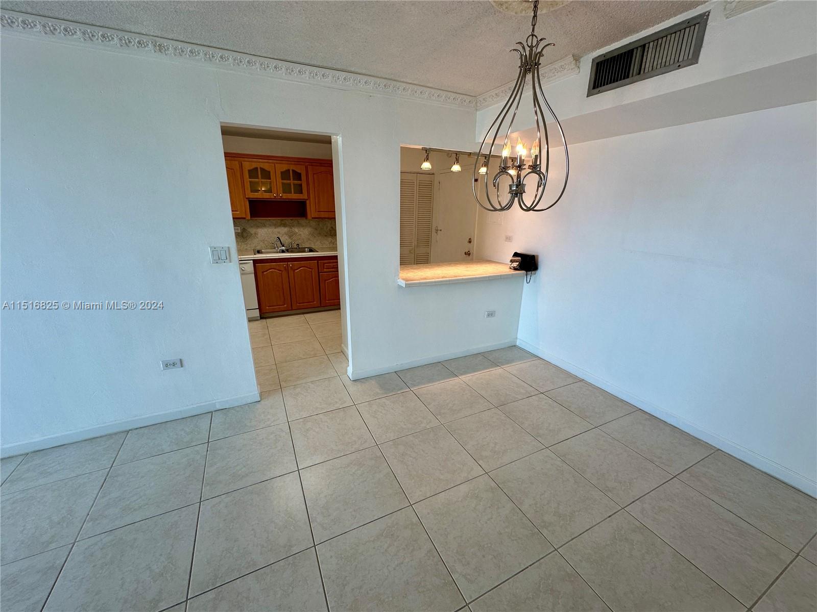 7135 Collins Ave, Miami Beach, FL, 33141 United States, 1 Bedroom Bedrooms, ,2 BathroomsBathrooms,Residential,For Sale,Collins Ave,A11516825