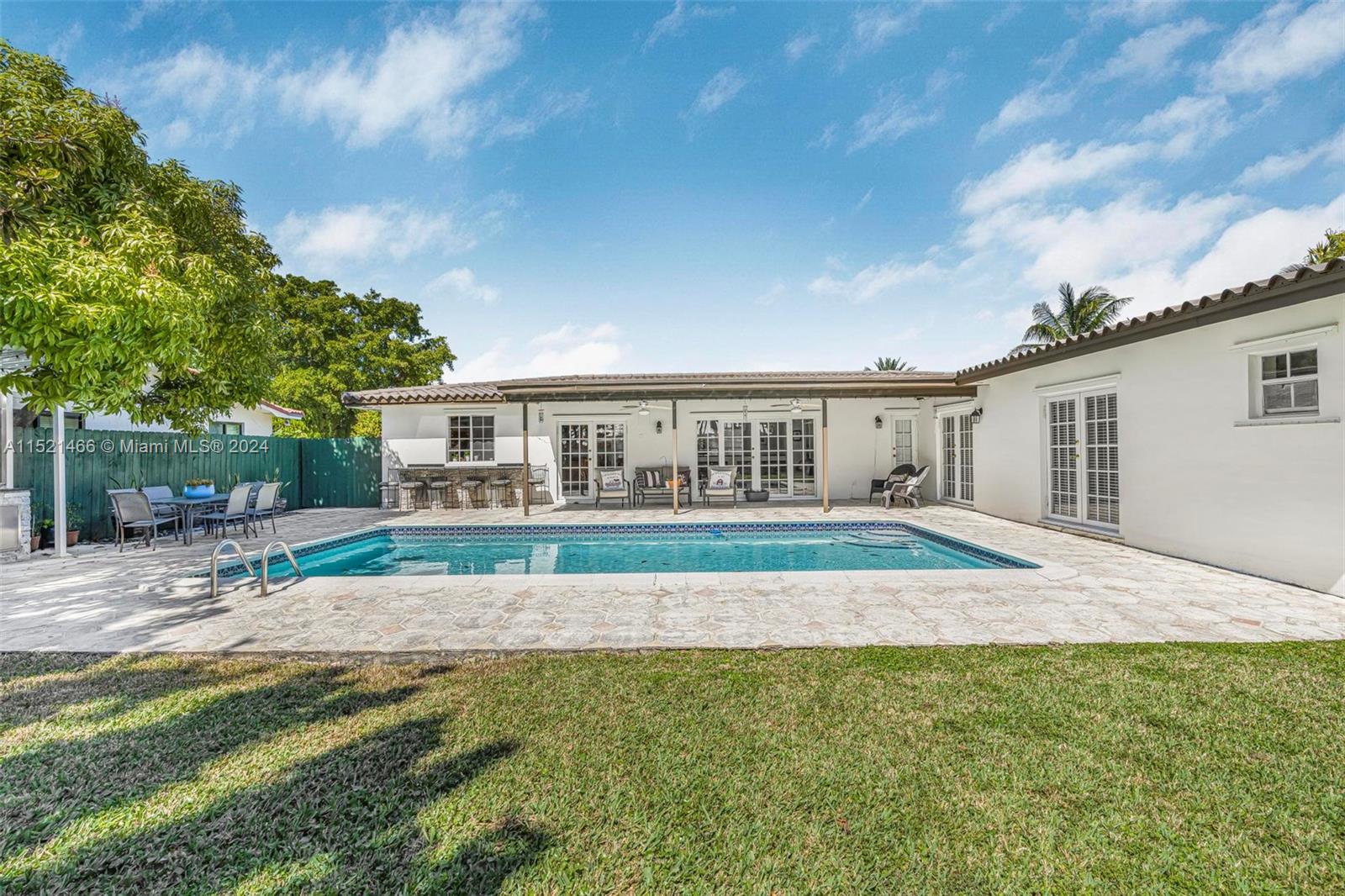 9640 17th St, Miami, FL, 33165 United States, 4 Bedrooms Bedrooms, ,2 BathroomsBathrooms,Residential,For Sale,17th St,A11521466