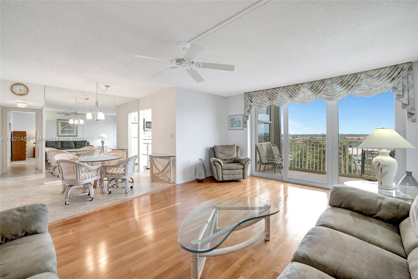 5200 Ocean Blvd, Lauderdale By The Sea, FL, 33308 United States, 2 Bedrooms Bedrooms, ,2 BathroomsBathrooms,Residential,For Sale,Ocean Blvd,A11521450