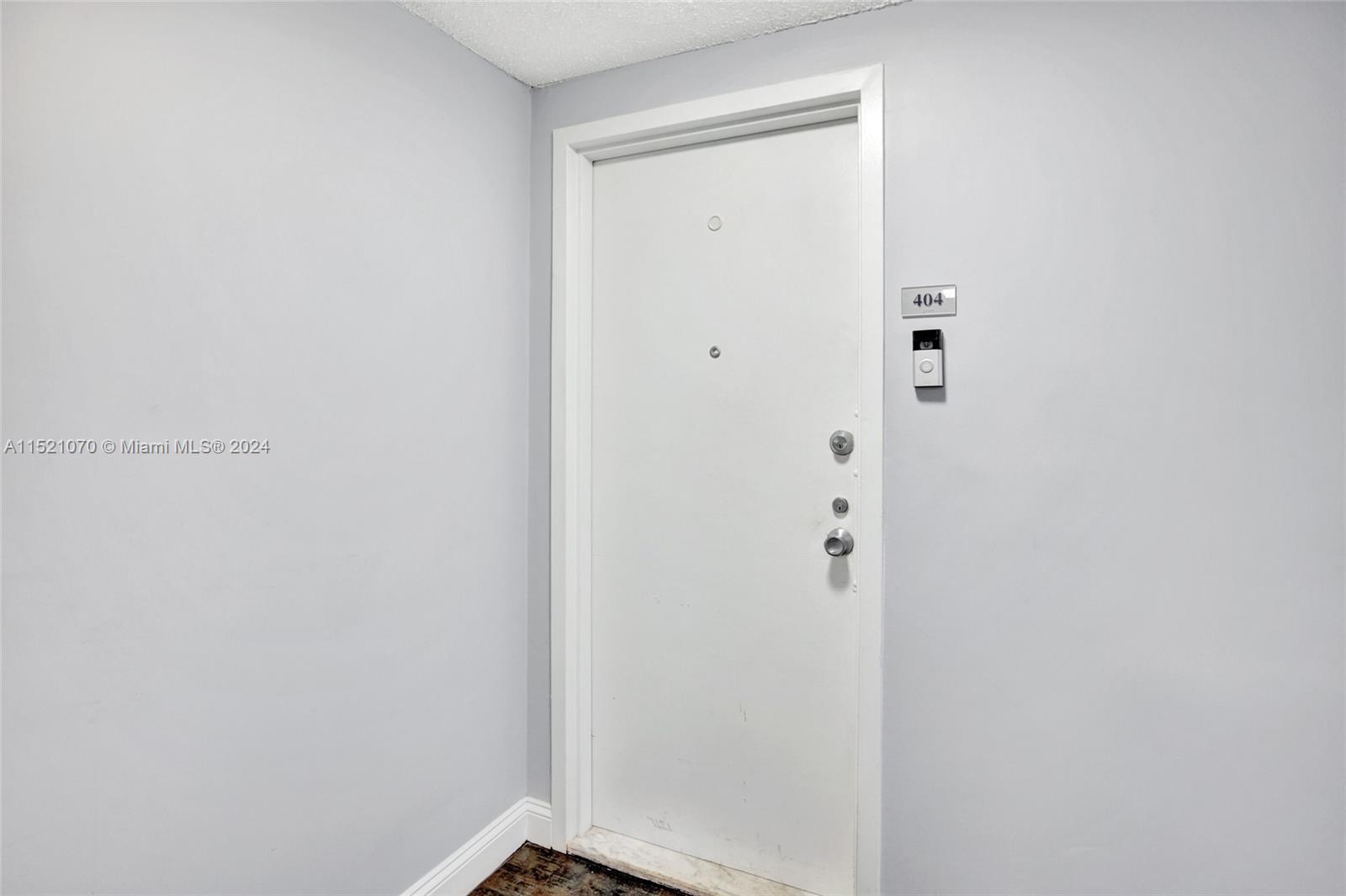 3375 N Country Club Dr 404, Aventura, Florida 33180, 2 Bedrooms Bedrooms, ,2 BathroomsBathrooms,Residential,For Sale,3375 N Country Club Dr 404,A11521070