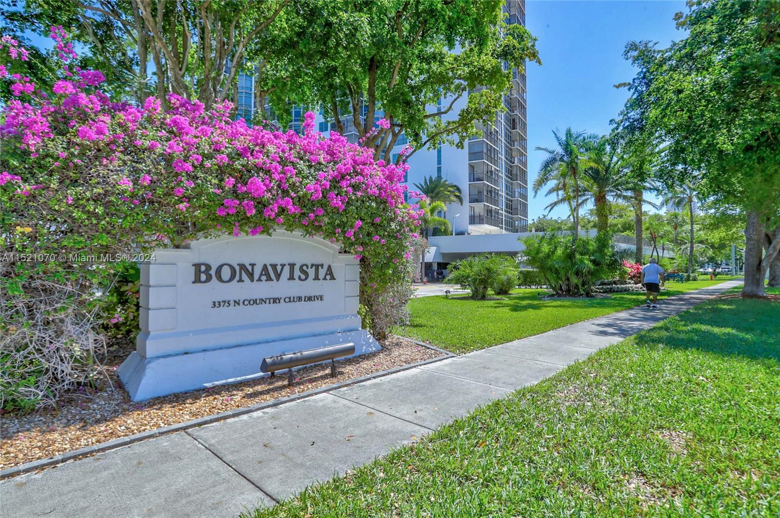 3375 N Country Club Dr 404, Aventura, Florida 33180, 2 Bedrooms Bedrooms, ,2 BathroomsBathrooms,Residential,For Sale,3375 N Country Club Dr 404,A11521070