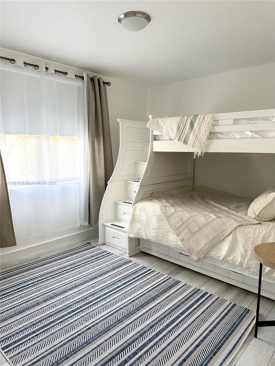 114 SE 9th Ct 1, Hallandale Beach, Florida 33009, 3 Bedrooms Bedrooms, ,3 BathroomsBathrooms,Residentiallease,For Rent,114 SE 9th Ct 1,A11510814