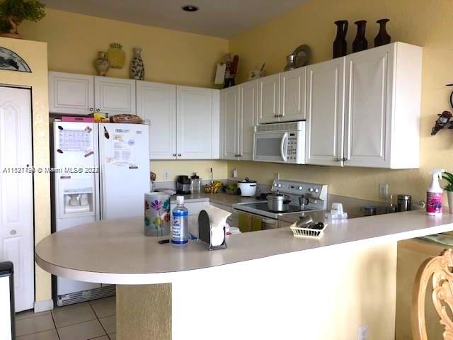 15561 8th Ln, Miami, FL, 33194 United States, 4 Bedrooms Bedrooms, ,2 BathroomsBathrooms,Residential,For Sale,8th Ln,A11521494