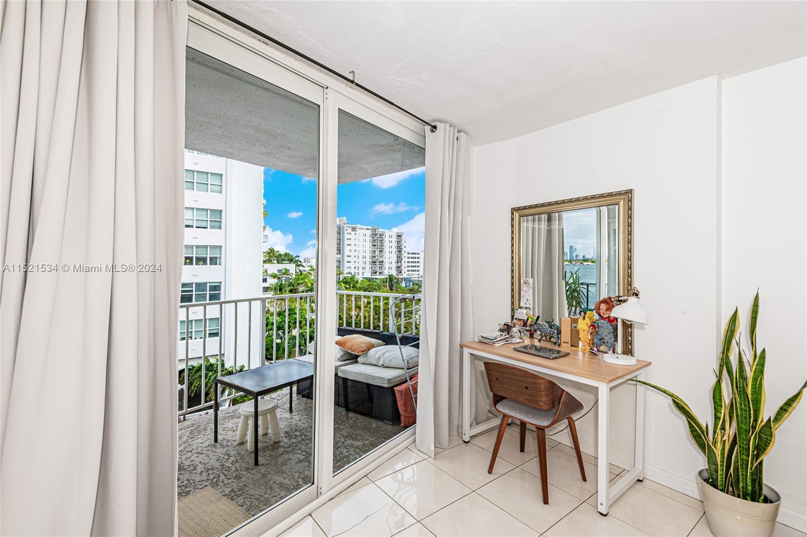 1228 West Ave, Miami Beach, FL, 33139 United States, 1 Bedroom Bedrooms, ,1 BathroomBathrooms,Residential,For Sale,West Ave,A11521534