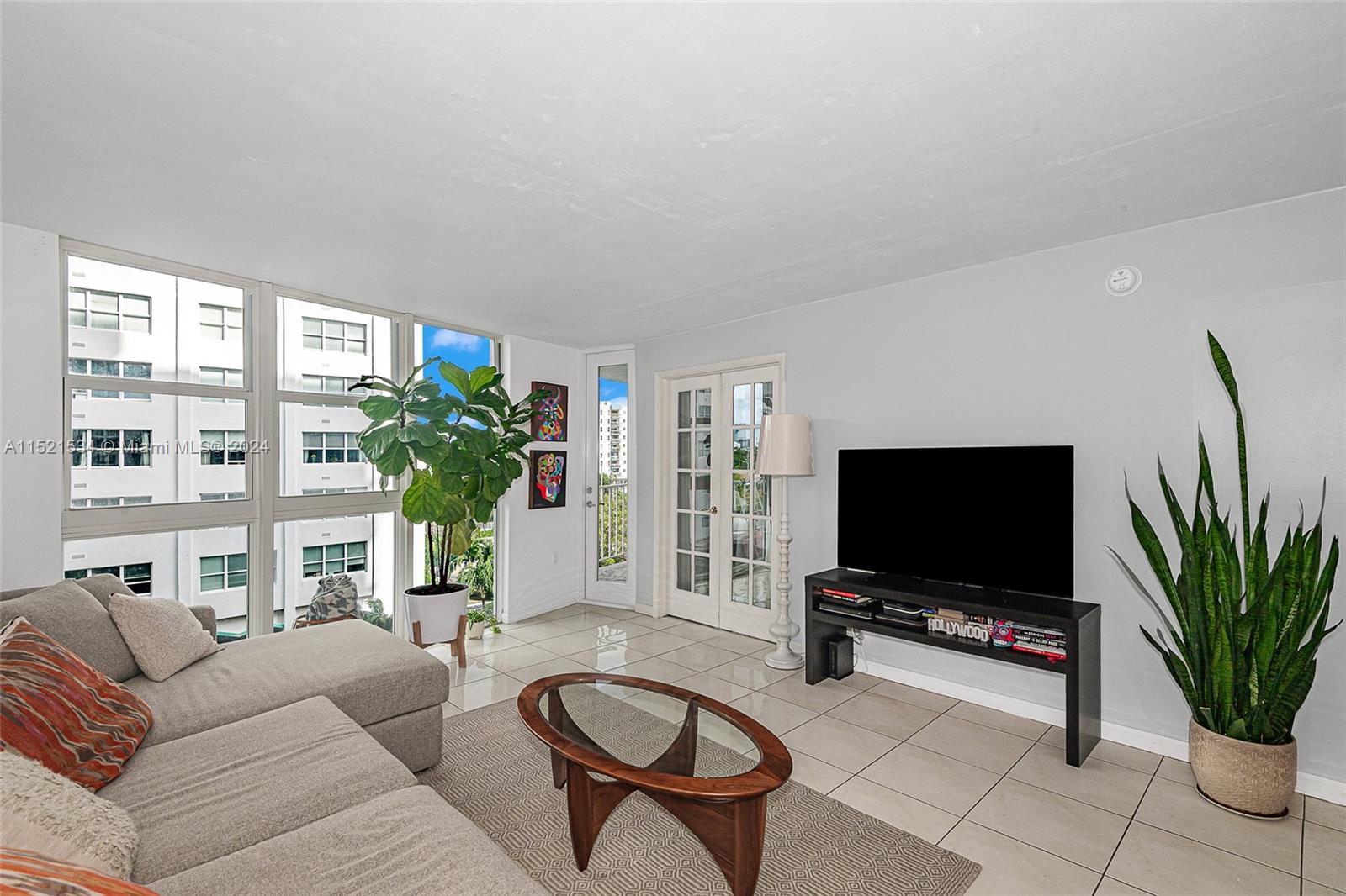 1228 West Ave, Miami Beach, FL, 33139 United States, 1 Bedroom Bedrooms, ,1 BathroomBathrooms,Residential,For Sale,West Ave,A11521534