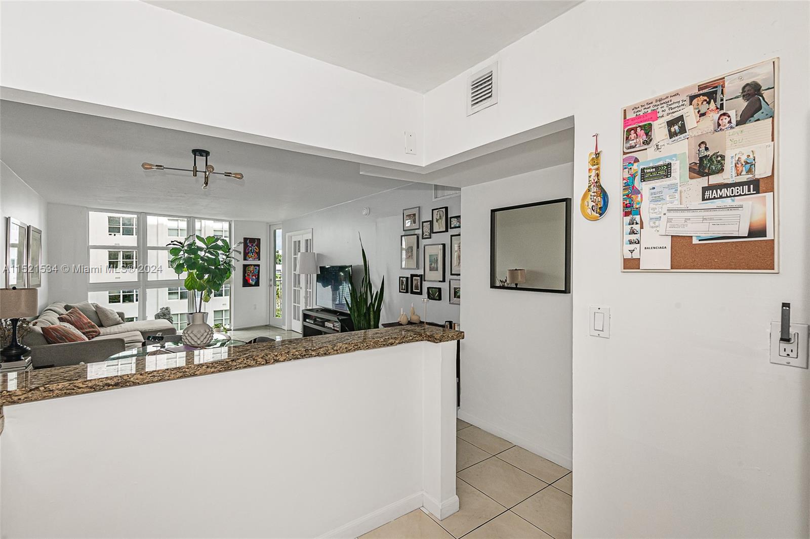 1228 West Ave 307, Miami Beach, Florida 33139, 1 Bedroom Bedrooms, ,1 BathroomBathrooms,Residential,For Sale,1228 West Ave 307,A11521534