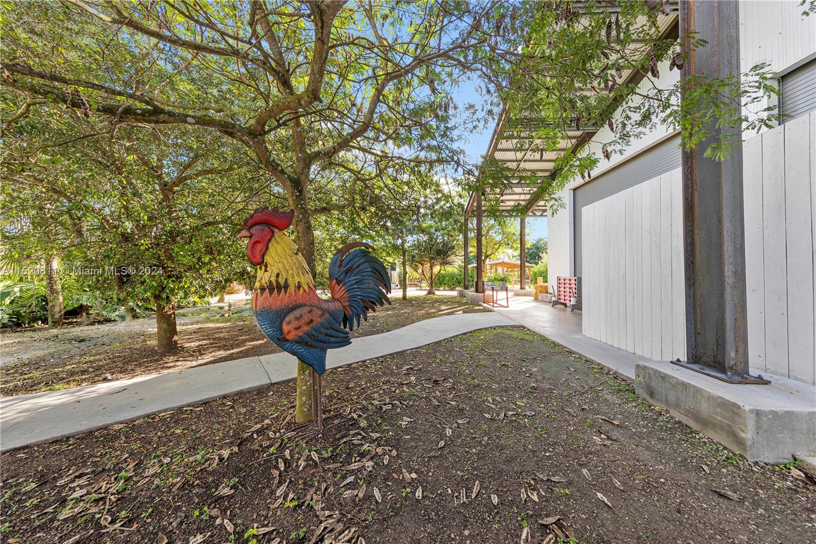 PATHWAYS LEADING TO EVENT AREAS