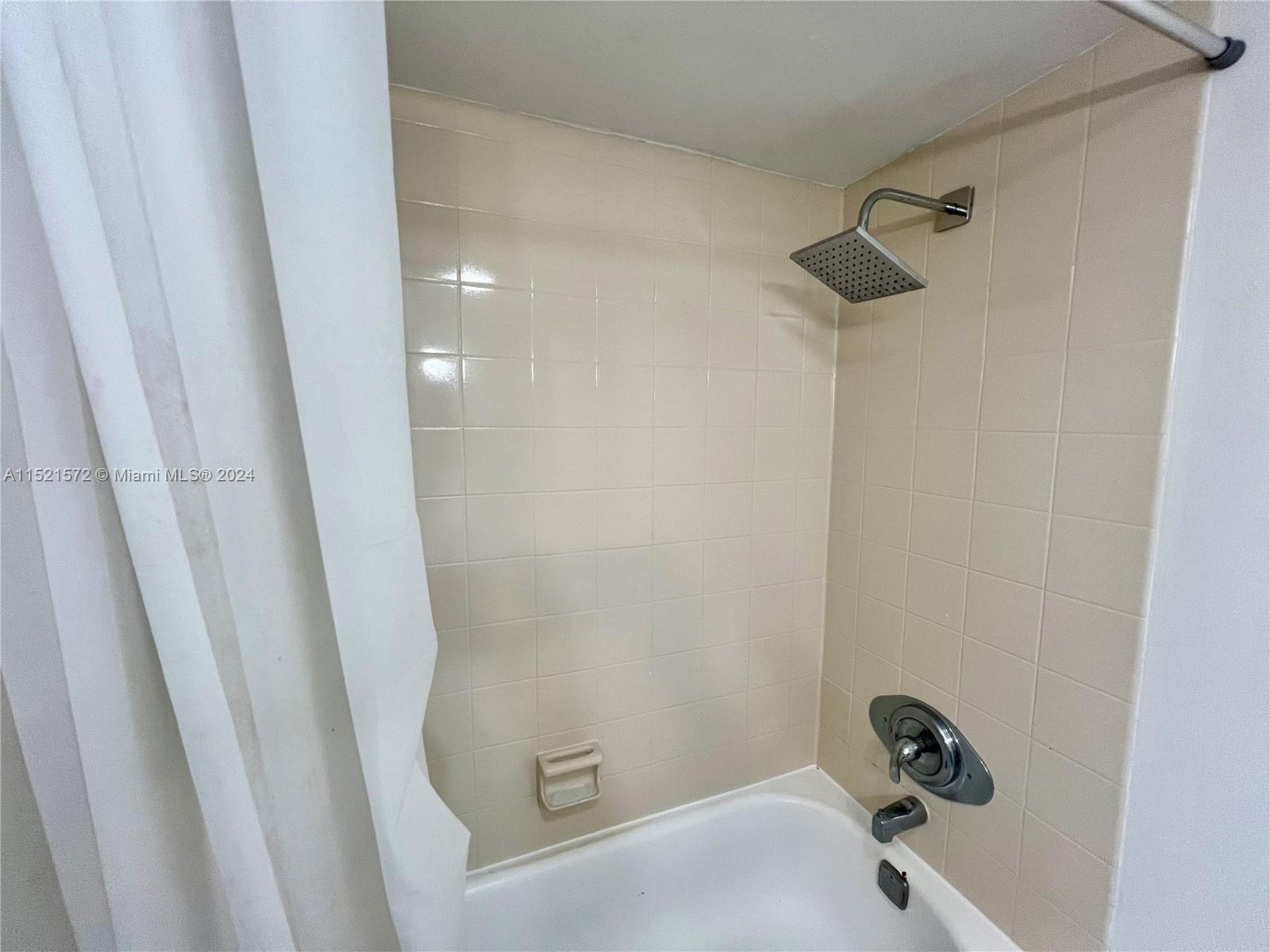 2150 Sans Souci Blvd, North Miami, FL, 33181 United States, 1 Bedroom Bedrooms, ,1 BathroomBathrooms,Residential,For Sale,Sans Souci Blvd,A11521572