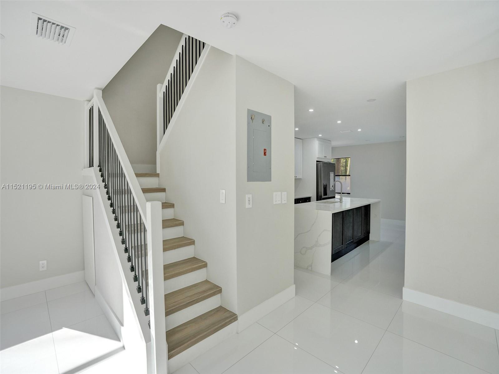 180 17th Ct, Fort Lauderdale, FL, 33305 United States, 3 Bedrooms Bedrooms, ,2 BathroomsBathrooms,Residential,For Sale,17th Ct,A11521195