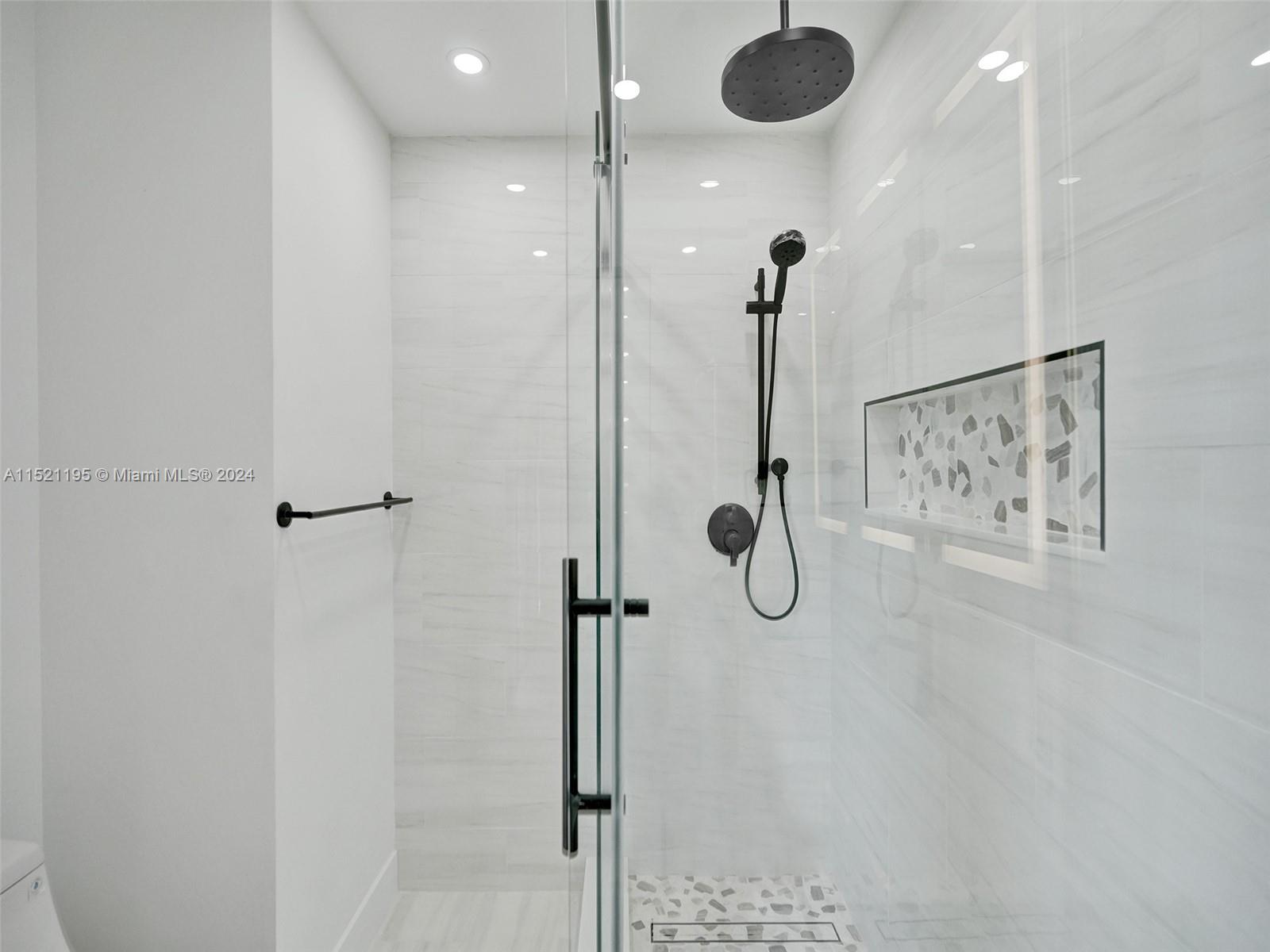 180 17th Ct, Fort Lauderdale, FL, 33305 United States, 3 Bedrooms Bedrooms, ,2 BathroomsBathrooms,Residential,For Sale,17th Ct,A11521195