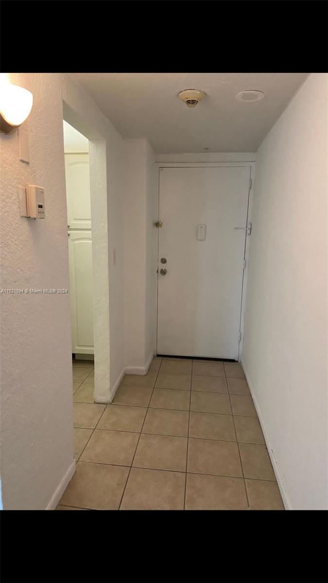 19380 Collins Ave 301, Sunny Isles Beach, Florida 33160, 2 Bedrooms Bedrooms, ,2 BathroomsBathrooms,Residentiallease,For Rent,19380 Collins Ave 301,A11521094