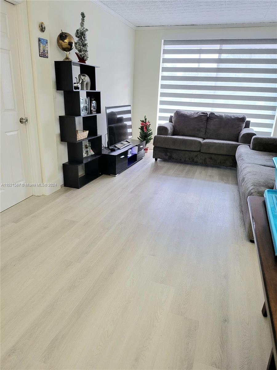 6705 NW 169th St C203, Hialeah, Florida 33015, 2 Bedrooms Bedrooms, ,2 BathroomsBathrooms,Residential,For Sale,6705 NW 169th St C203,A11521567