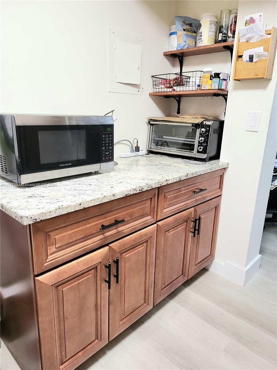 6705 NW 169th St C203, Hialeah, Florida 33015, 2 Bedrooms Bedrooms, ,2 BathroomsBathrooms,Residential,For Sale,6705 NW 169th St C203,A11521567