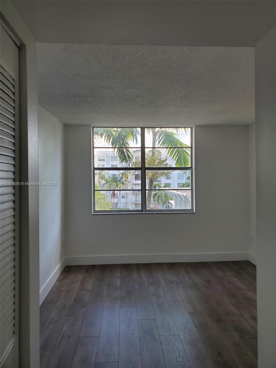 496 165th St Rd, Miami, FL, 33169 United States, 2 Bedrooms Bedrooms, ,2 BathroomsBathrooms,Residential,For Sale,165th St Rd,A11521590