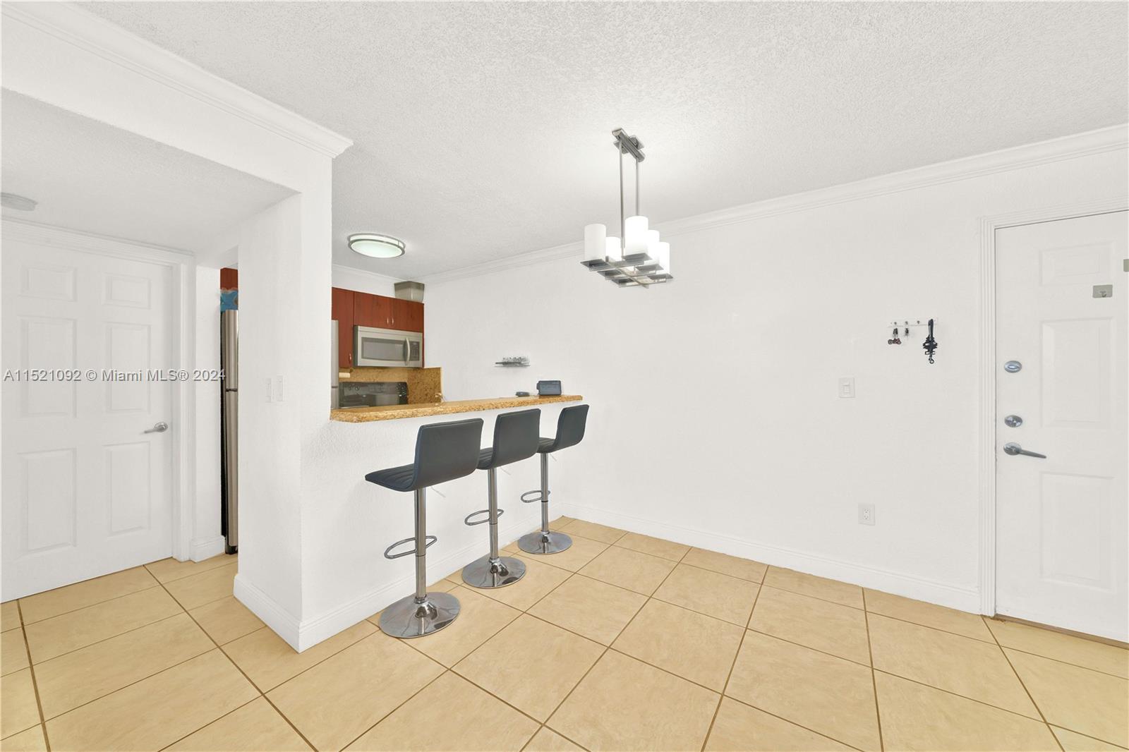 300 Madeira Ave, Coral Gables, FL, 33134 United States, 2 Bedrooms Bedrooms, ,1 BathroomBathrooms,Residential,For Sale,Madeira Ave,A11521092