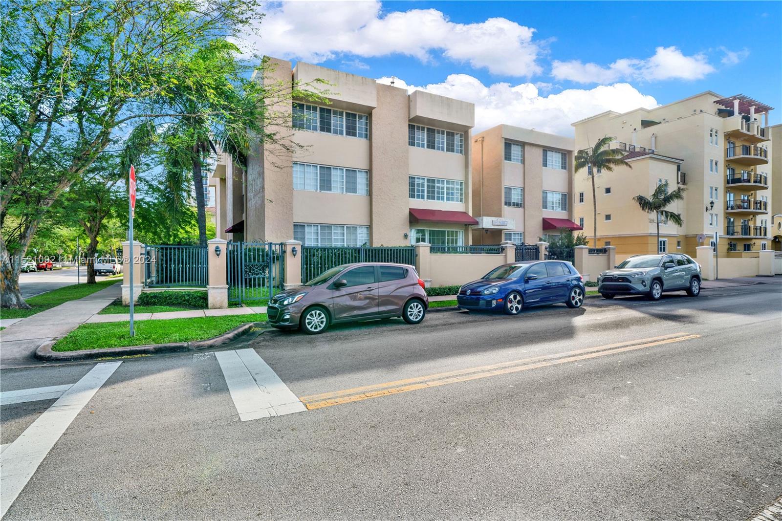 300 Madeira Ave, Coral Gables, FL, 33134 United States, 2 Bedrooms Bedrooms, ,1 BathroomBathrooms,Residential,For Sale,Madeira Ave,A11521092