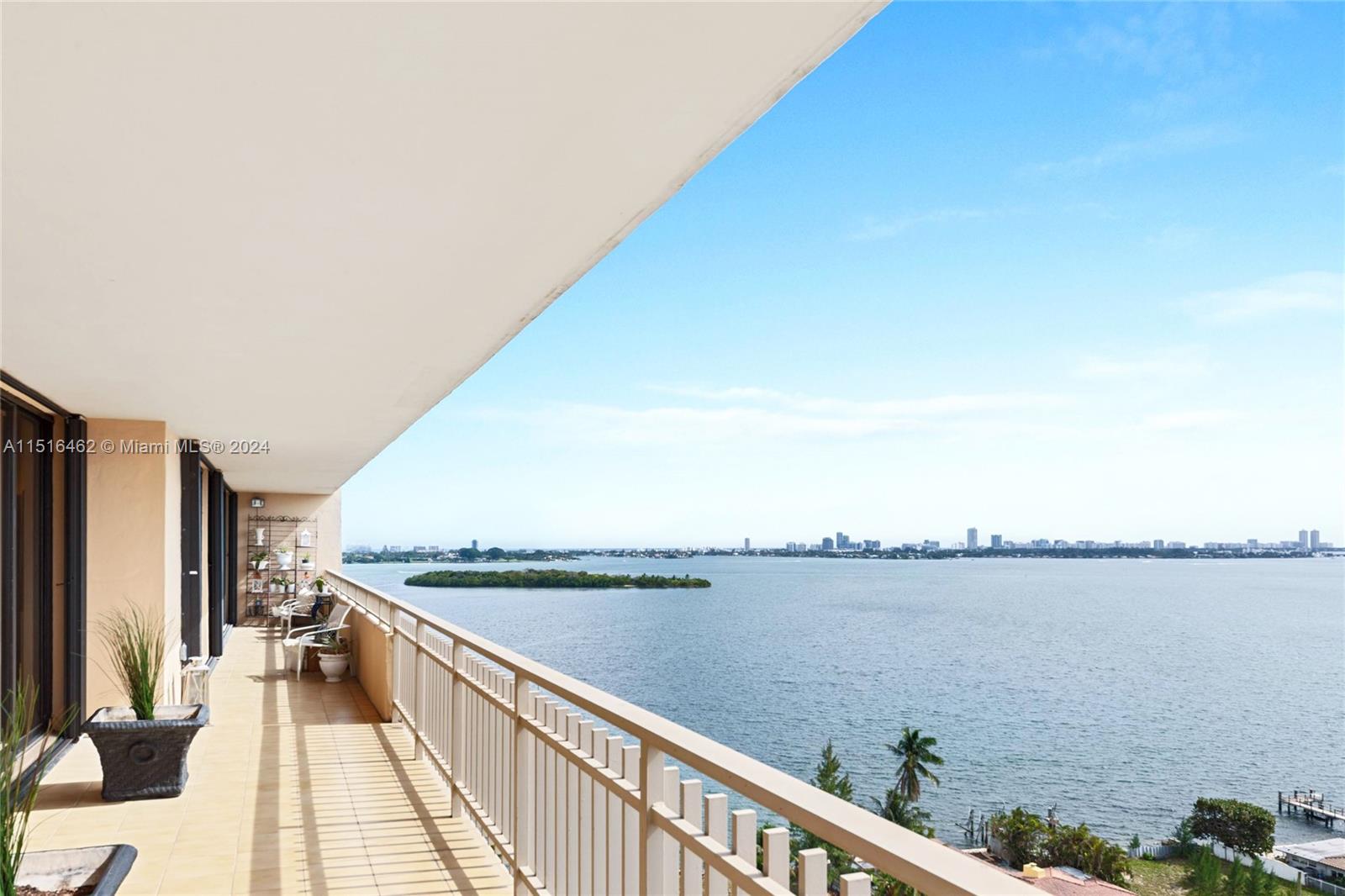 11113 Biscayne Blvd, Miami, FL, 33181 United States, 2 Bedrooms Bedrooms, ,2 BathroomsBathrooms,Residential,For Sale,Biscayne Blvd,A11516462