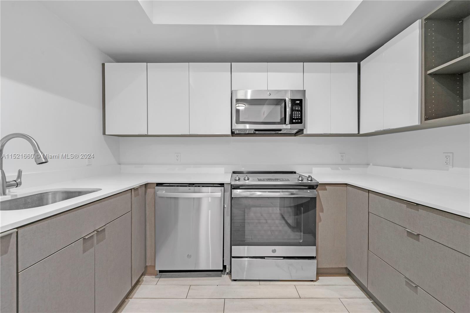 321 NE 26th St 907, Miami, Florida 33137, 2 Bedrooms Bedrooms, ,2 BathroomsBathrooms,Residentiallease,For Rent,321 NE 26th St 907,A11521660