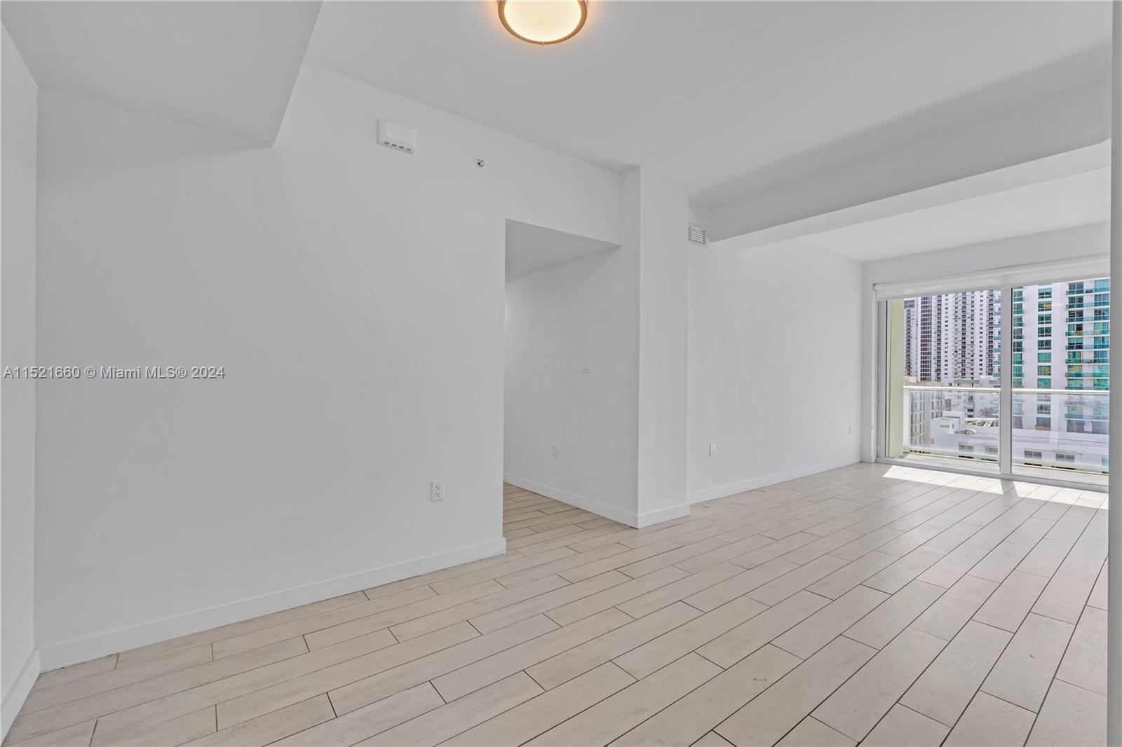 321 NE 26th St 907, Miami, Florida 33137, 2 Bedrooms Bedrooms, ,2 BathroomsBathrooms,Residentiallease,For Rent,321 NE 26th St 907,A11521660