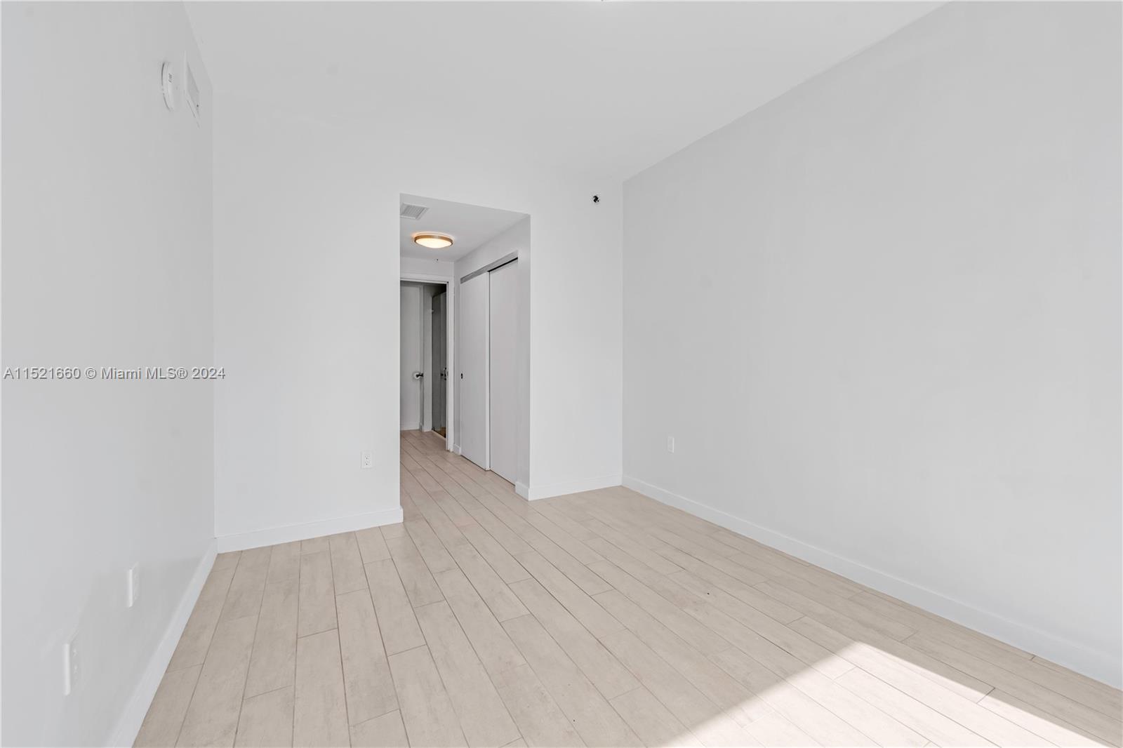 321 NE 26th St 907, Miami, Florida 33137, 2 Bedrooms Bedrooms, ,2 BathroomsBathrooms,Residentiallease,For Rent,321 NE 26th St 907,A11521660