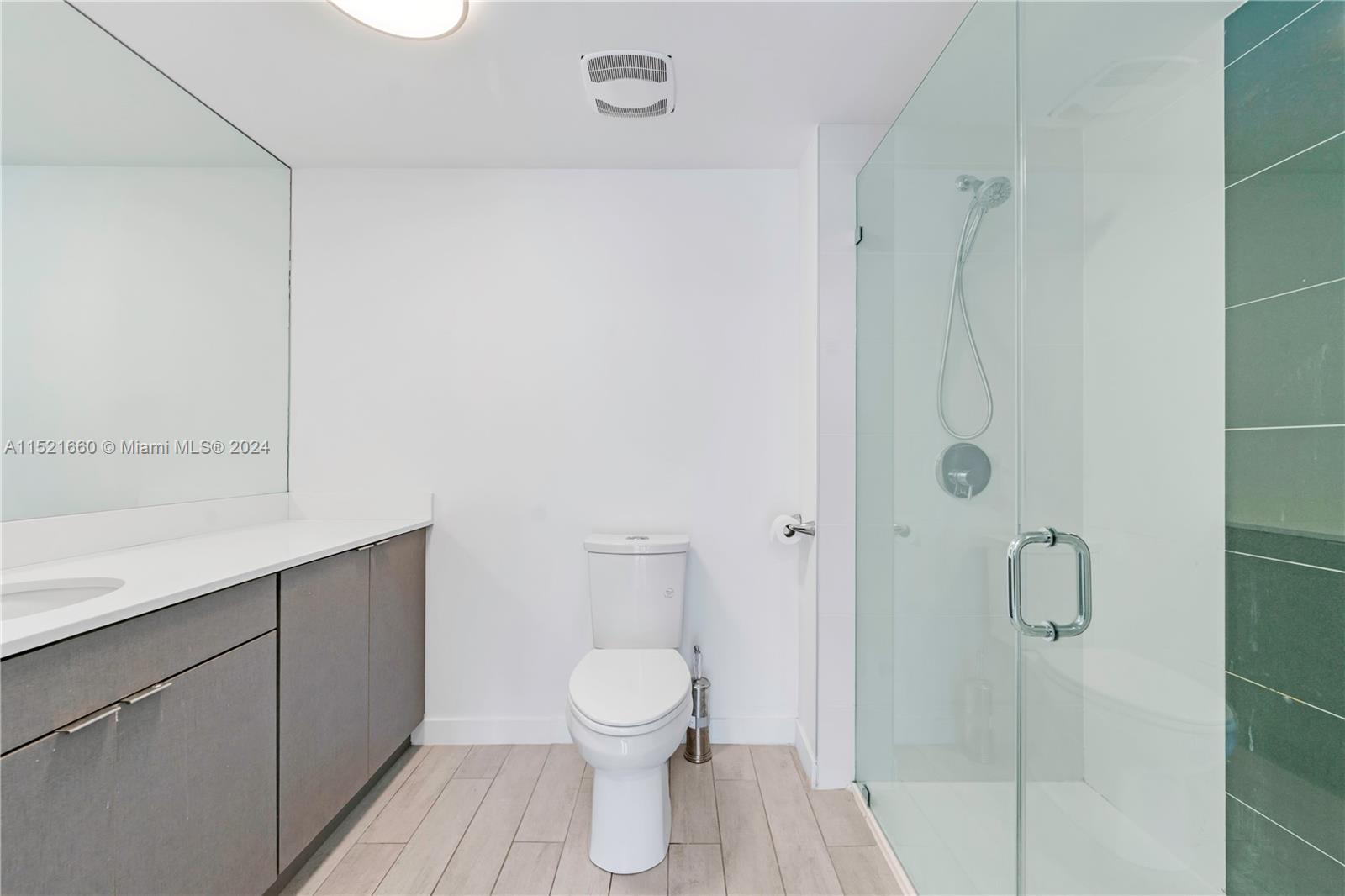 321 NE 26th St 907, Miami, Florida 33137, 2 Bedrooms Bedrooms, ,2 BathroomsBathrooms,Residentiallease,For Rent,321 NE 26th St 907,A11521660