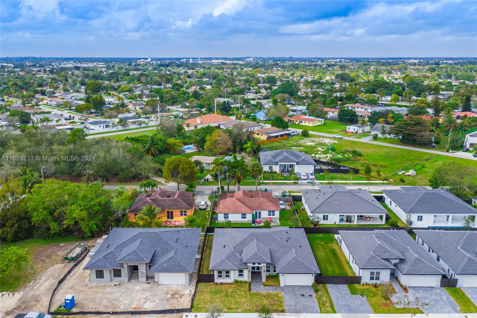 21400 Old Cutler Rd, Cutler Bay, FL, 33189 United States, 4 Bedrooms Bedrooms, ,3 BathroomsBathrooms,Residential,For Sale,Old Cutler Rd,A11521711