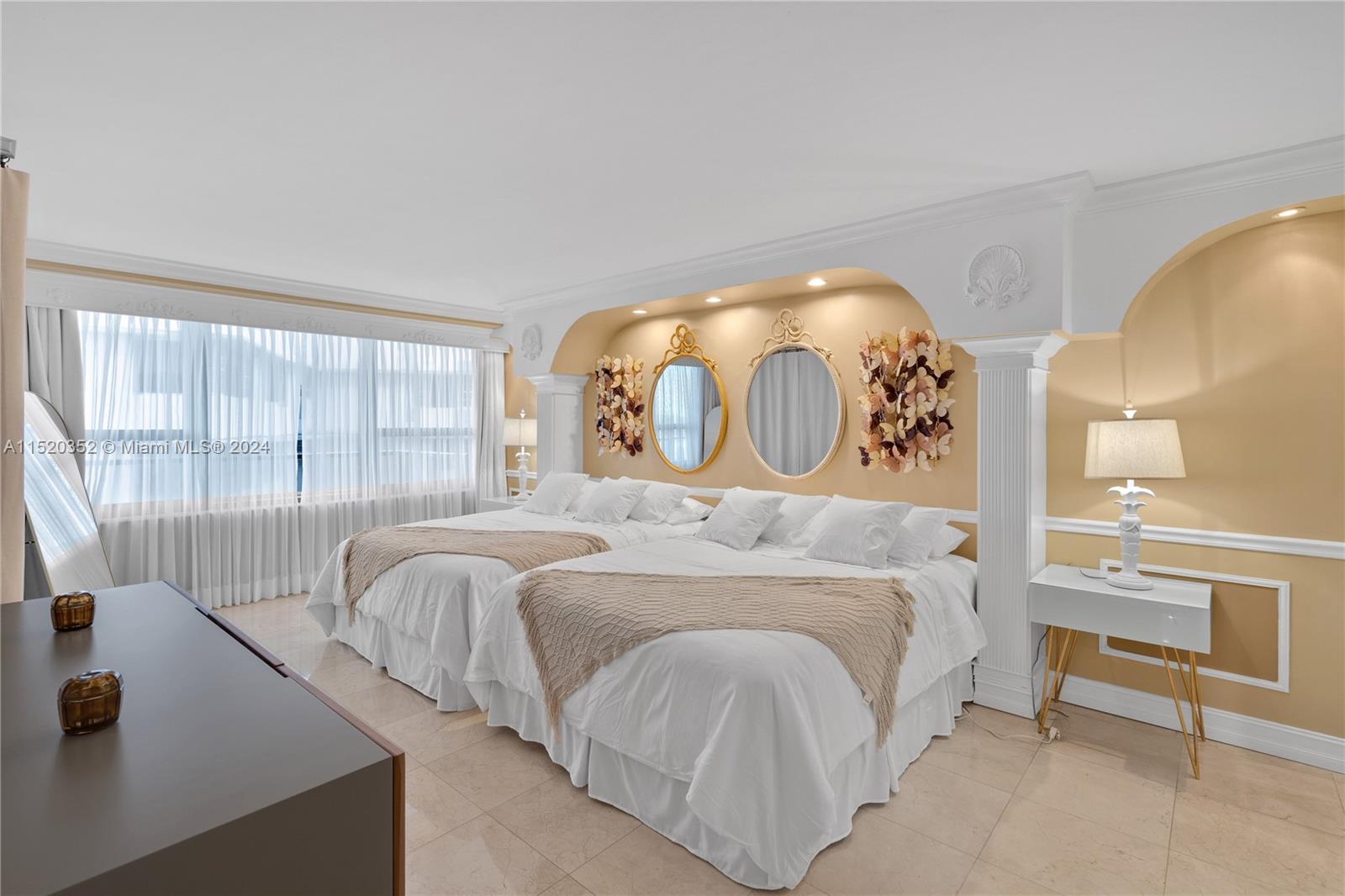 5225 Collins Ave 1018-1118, Miami Beach, Florida 33140, 4 Bedrooms Bedrooms, ,5 BathroomsBathrooms,Residential,For Sale,5225 Collins Ave 1018-1118,A11520352