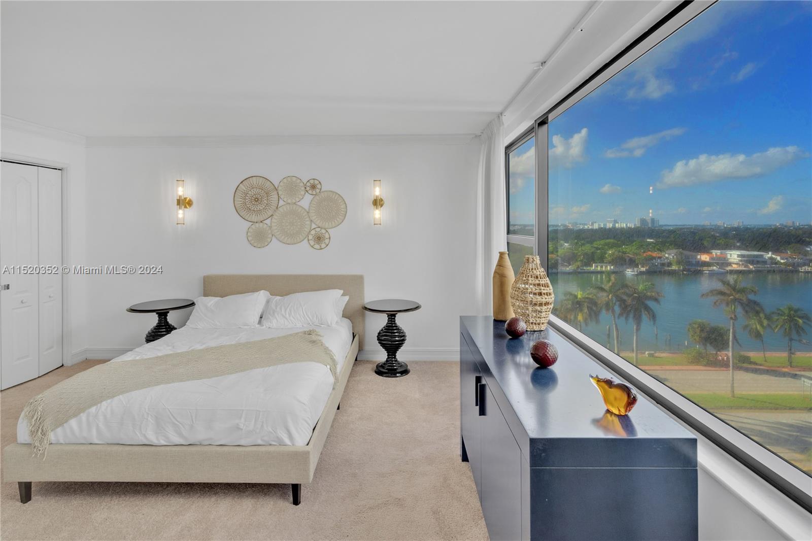 5225 Collins Ave 1018-1118, Miami Beach, Florida 33140, 4 Bedrooms Bedrooms, ,5 BathroomsBathrooms,Residential,For Sale,5225 Collins Ave 1018-1118,A11520352