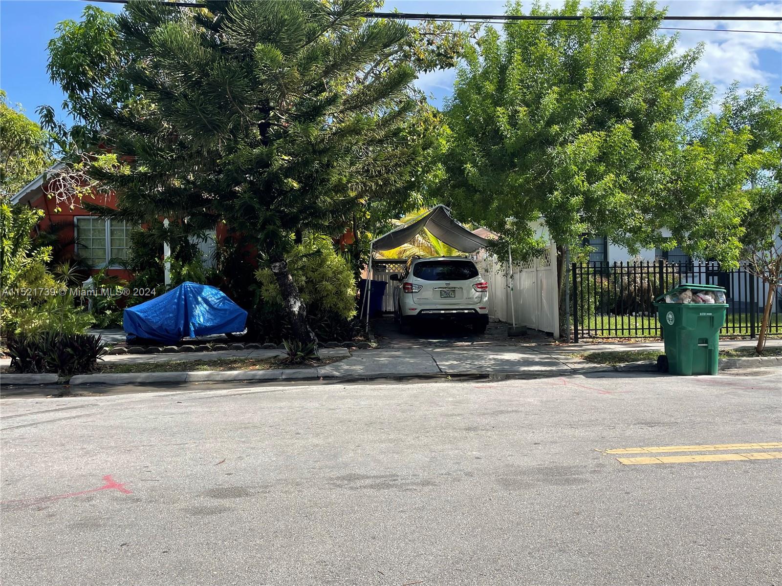 520 NE 77th St, Miami, Florida 33138, 5 Bedrooms Bedrooms, ,3 BathroomsBathrooms,Residential,For Sale,520 NE 77th St,A11521739