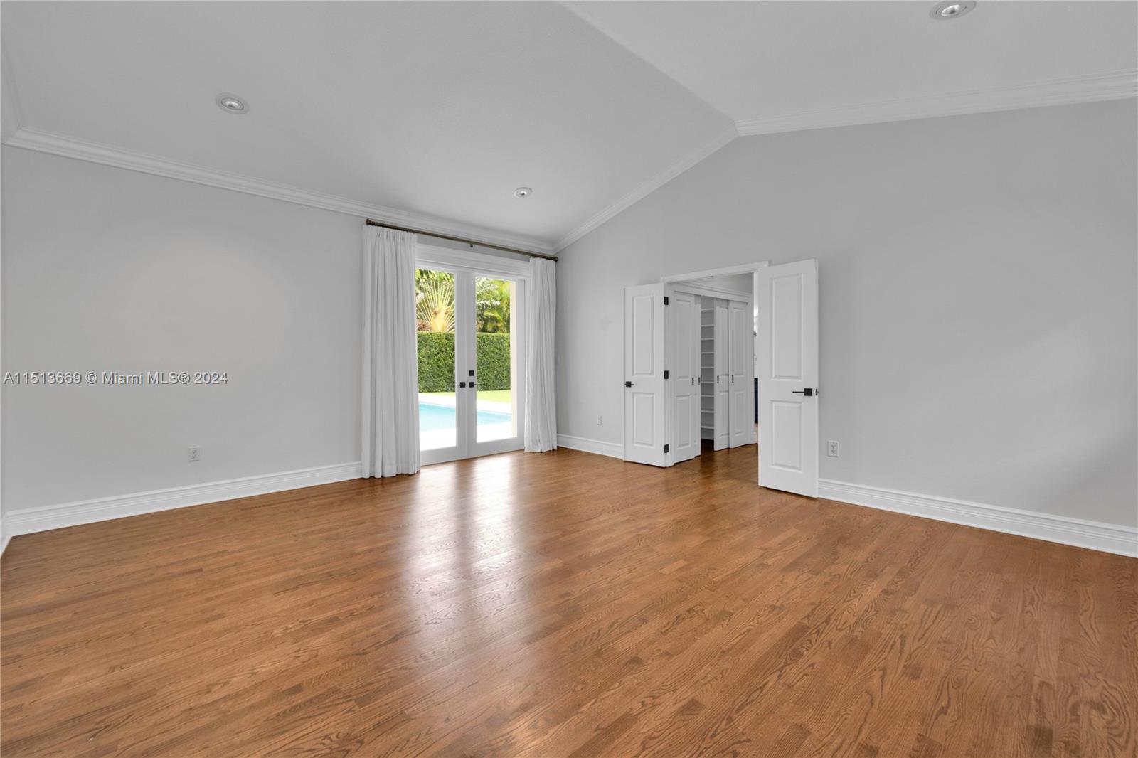 1251 Anastasia Ave, Coral Gables, Florida 33134, 4 Bedrooms Bedrooms, ,3 BathroomsBathrooms,Residentiallease,For Rent,1251 Anastasia Ave,A11513669