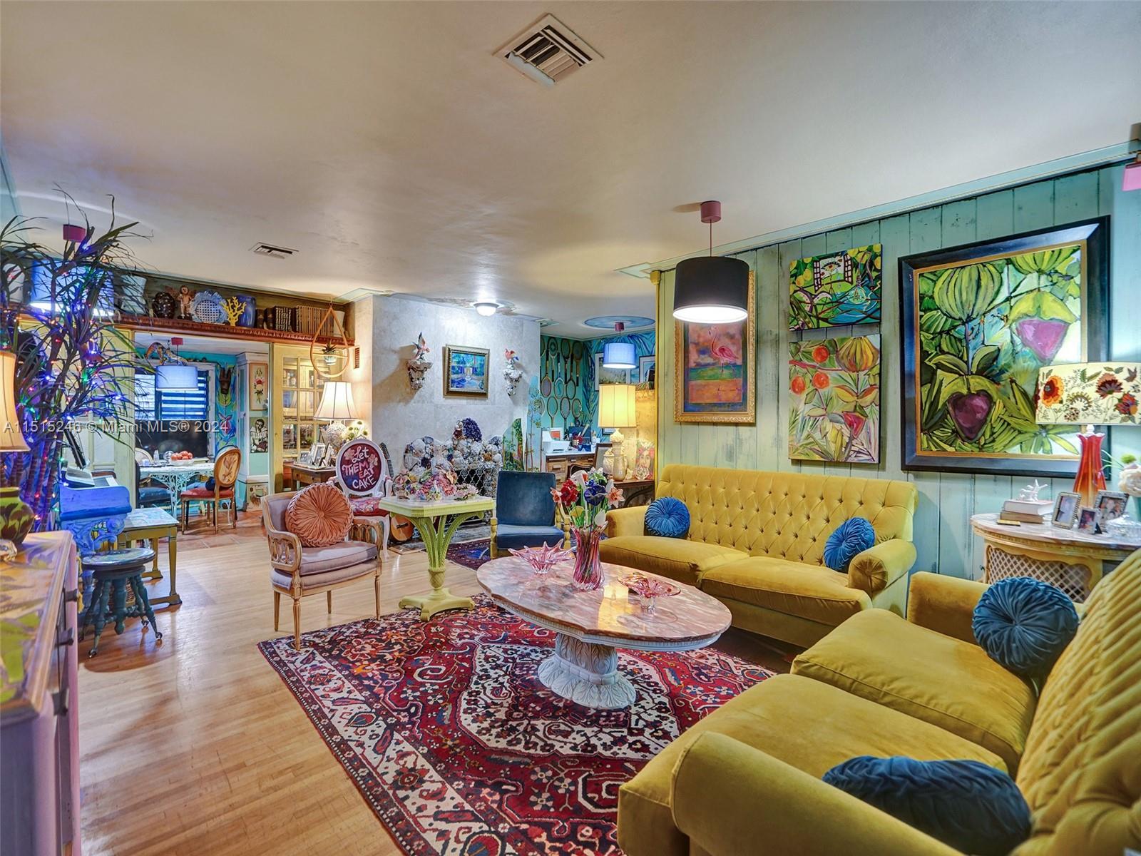 3422 Cleveland St, Hollywood, Florida 33021, 5 Bedrooms Bedrooms, ,2 BathroomsBathrooms,Residential,For Sale,3422 Cleveland St,A11515246