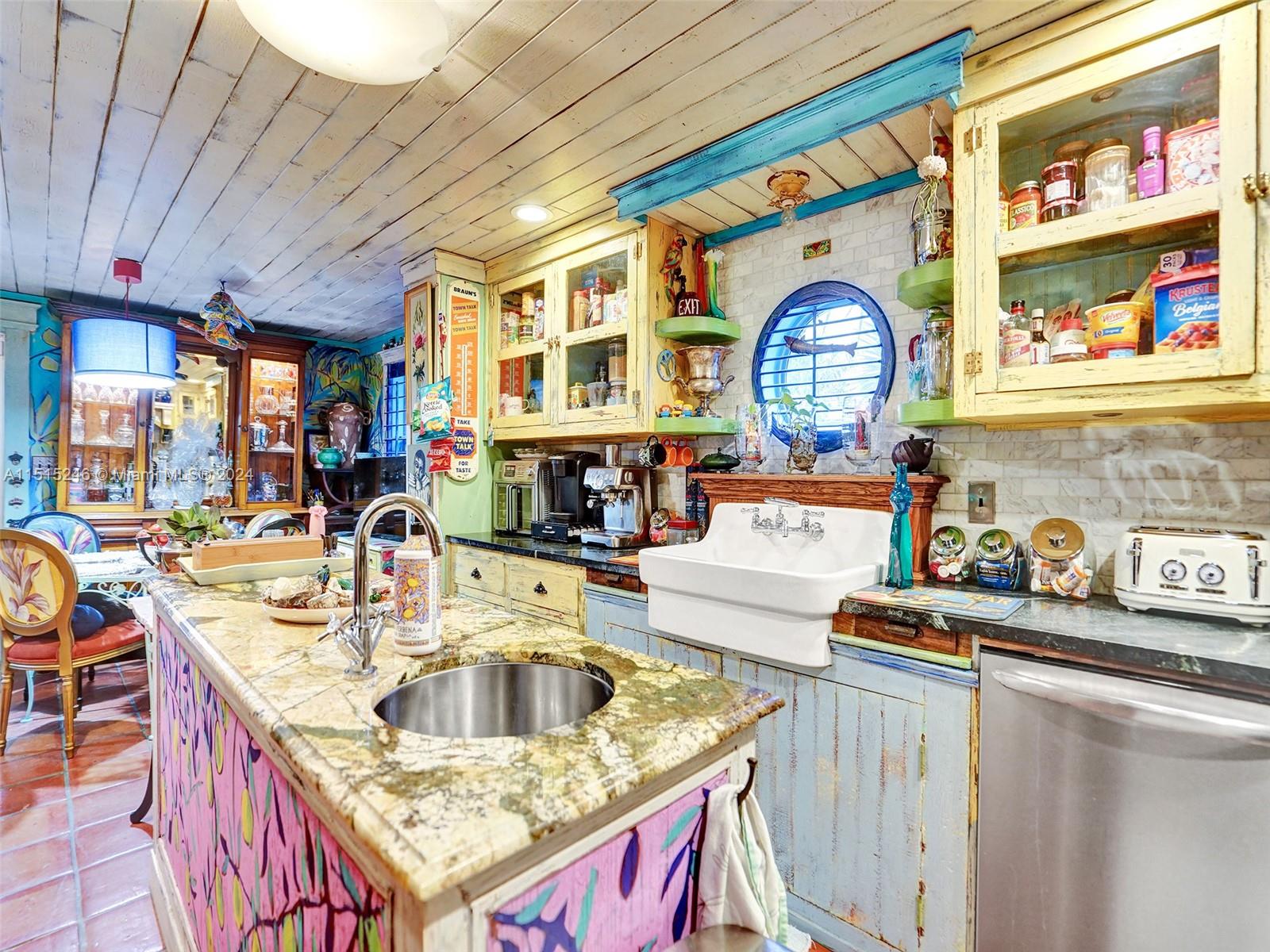 3422 Cleveland St, Hollywood, Florida 33021, 5 Bedrooms Bedrooms, ,2 BathroomsBathrooms,Residential,For Sale,3422 Cleveland St,A11515246