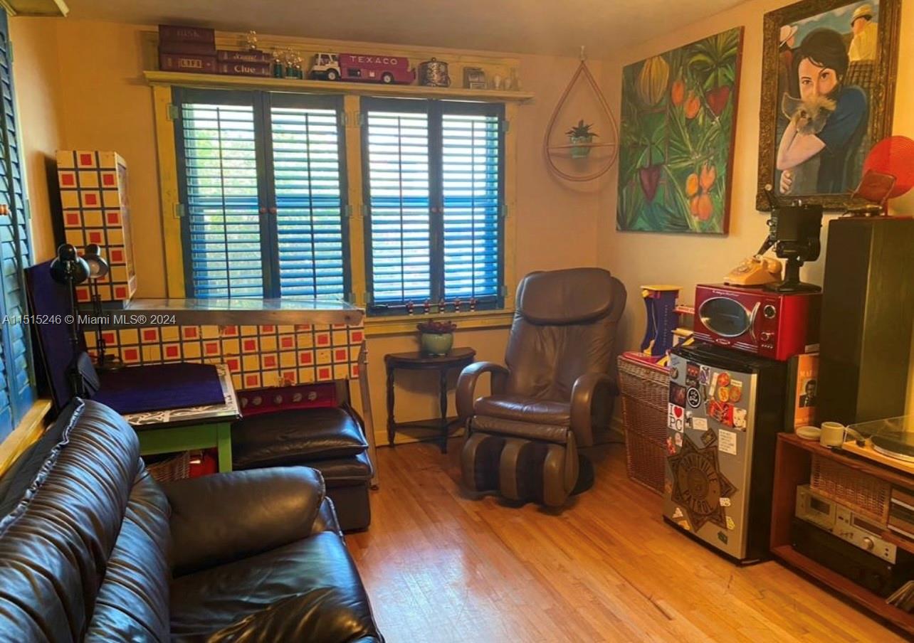 3422 Cleveland St, Hollywood, Florida 33021, 5 Bedrooms Bedrooms, ,2 BathroomsBathrooms,Residential,For Sale,3422 Cleveland St,A11515246