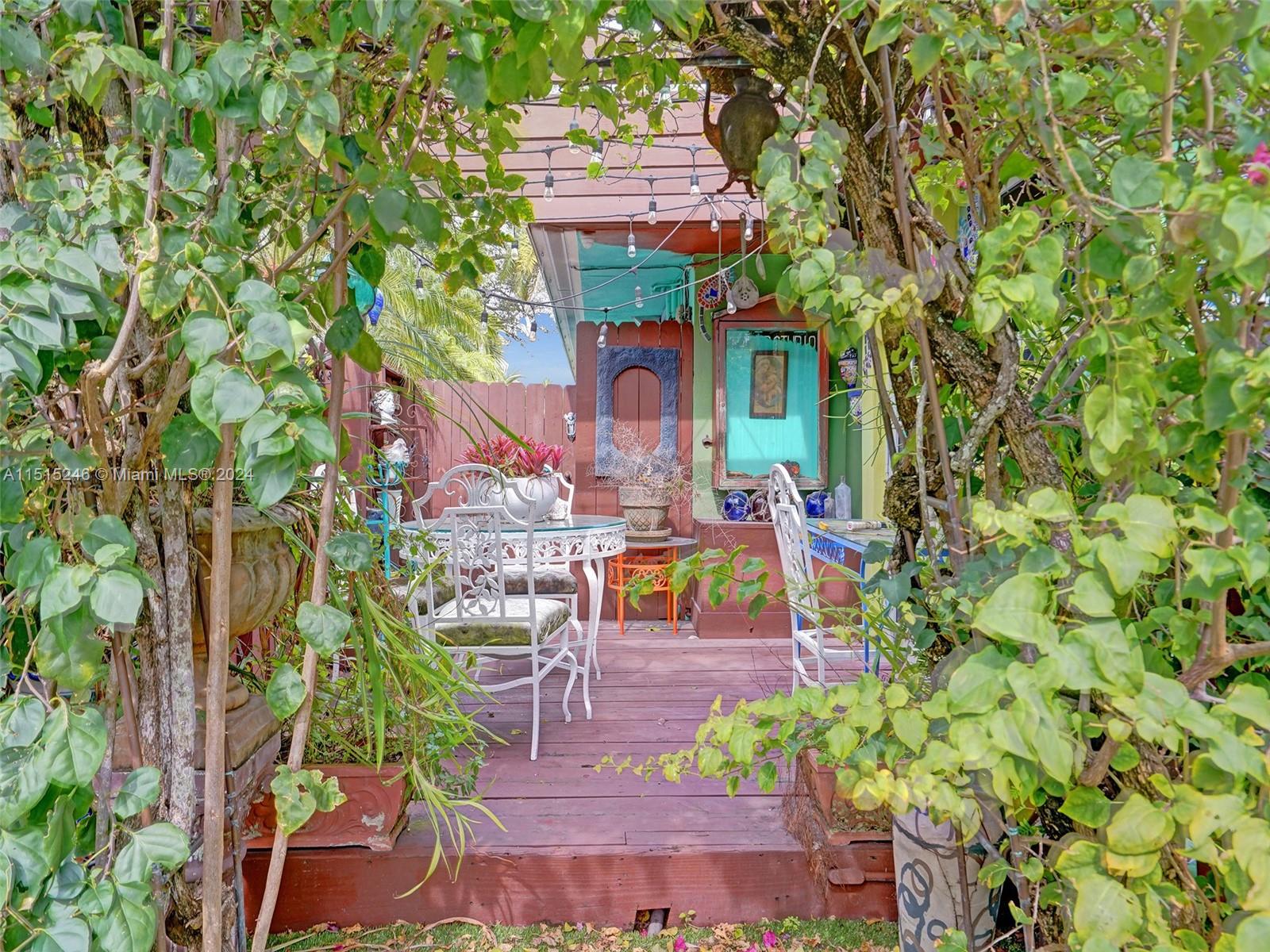 3422 Cleveland St, Hollywood, Florida 33021, 5 Bedrooms Bedrooms, ,2 BathroomsBathrooms,Residential,For Sale,3422 Cleveland St,A11515246