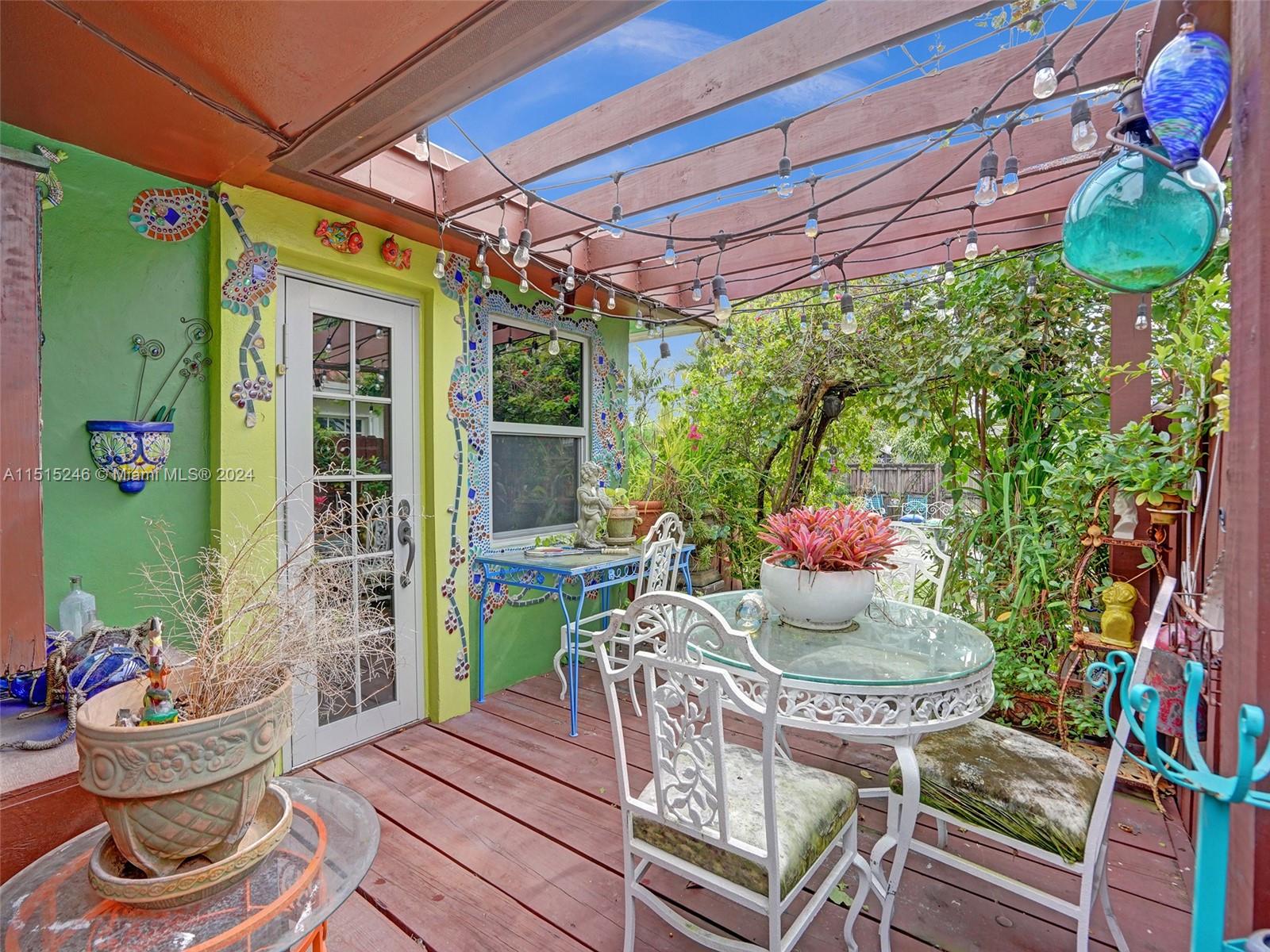 3422 Cleveland St, Hollywood, Florida 33021, 5 Bedrooms Bedrooms, ,2 BathroomsBathrooms,Residential,For Sale,3422 Cleveland St,A11515246