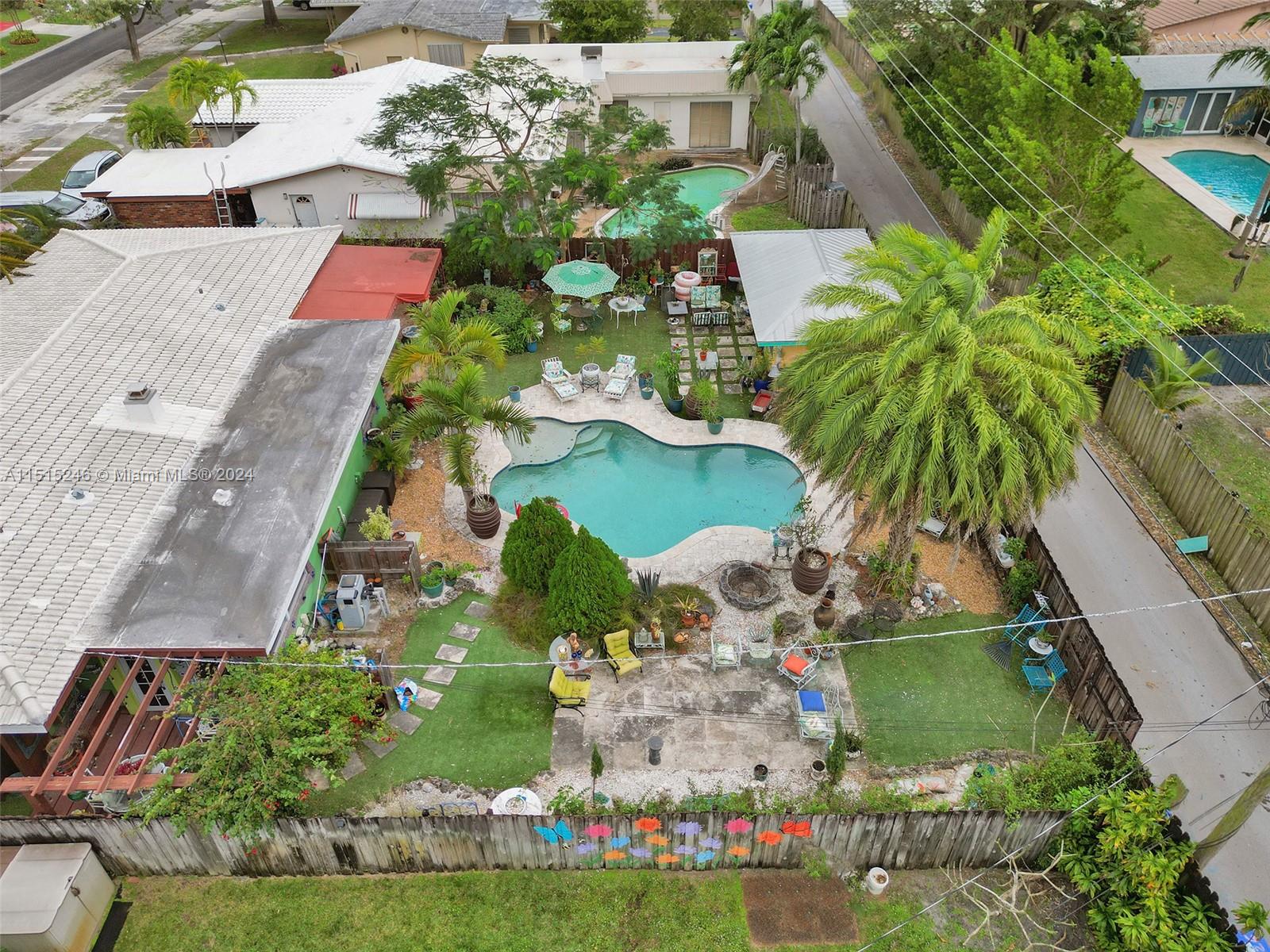 3422 Cleveland St, Hollywood, Florida 33021, 5 Bedrooms Bedrooms, ,2 BathroomsBathrooms,Residential,For Sale,3422 Cleveland St,A11515246