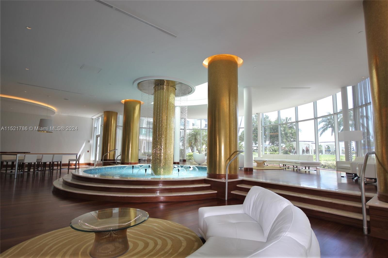 5151 COLLINS AV 532, Miami Beach, Florida 33140, 2 Bedrooms Bedrooms, ,2 BathroomsBathrooms,Residentiallease,For Rent,5151 COLLINS AV 532,A11521786