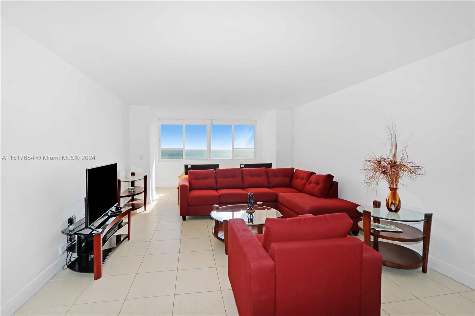 5005 Collins Ave, Miami Beach, FL, 33140 United States, 1 Bedroom Bedrooms, ,2 BathroomsBathrooms,Residential,For Sale,Collins Ave,A11517654