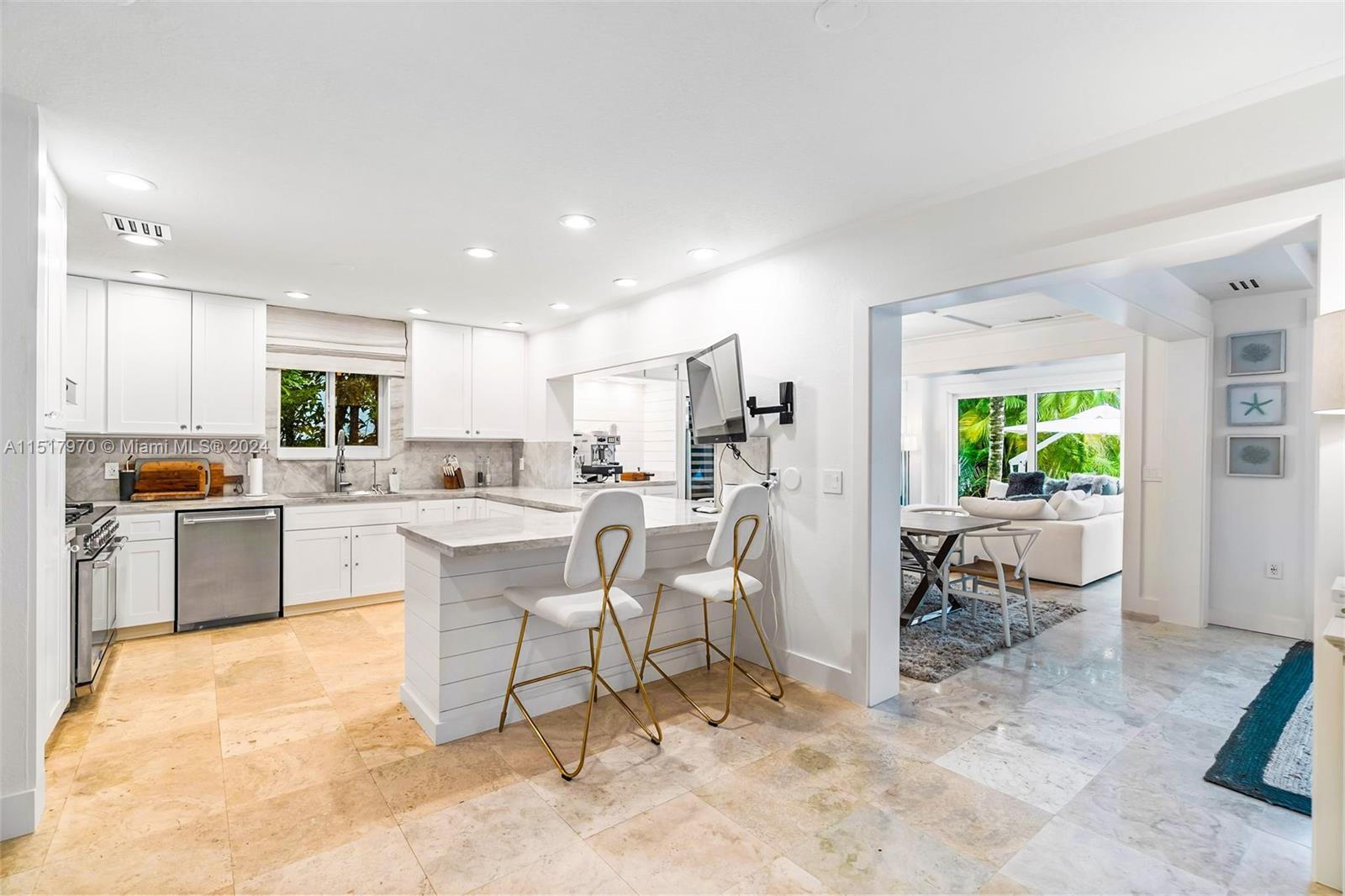 675 Ponce De Leon Dr, Fort Lauderdale, FL, 33316 United States, 4 Bedrooms Bedrooms, ,4 BathroomsBathrooms,Residential,For Sale,Ponce De Leon Dr,A11517970