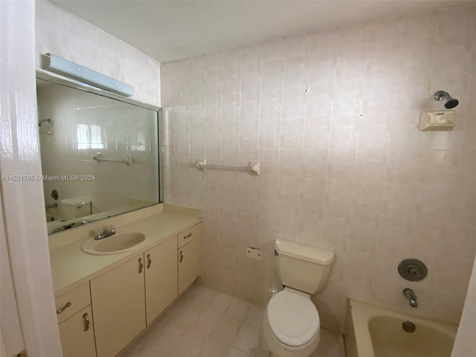 7080 35th Ave, Hialeah, FL, 33018 United States, 3 Bedrooms Bedrooms, ,2 BathroomsBathrooms,Residential,For Sale,35th Ave,A11521795