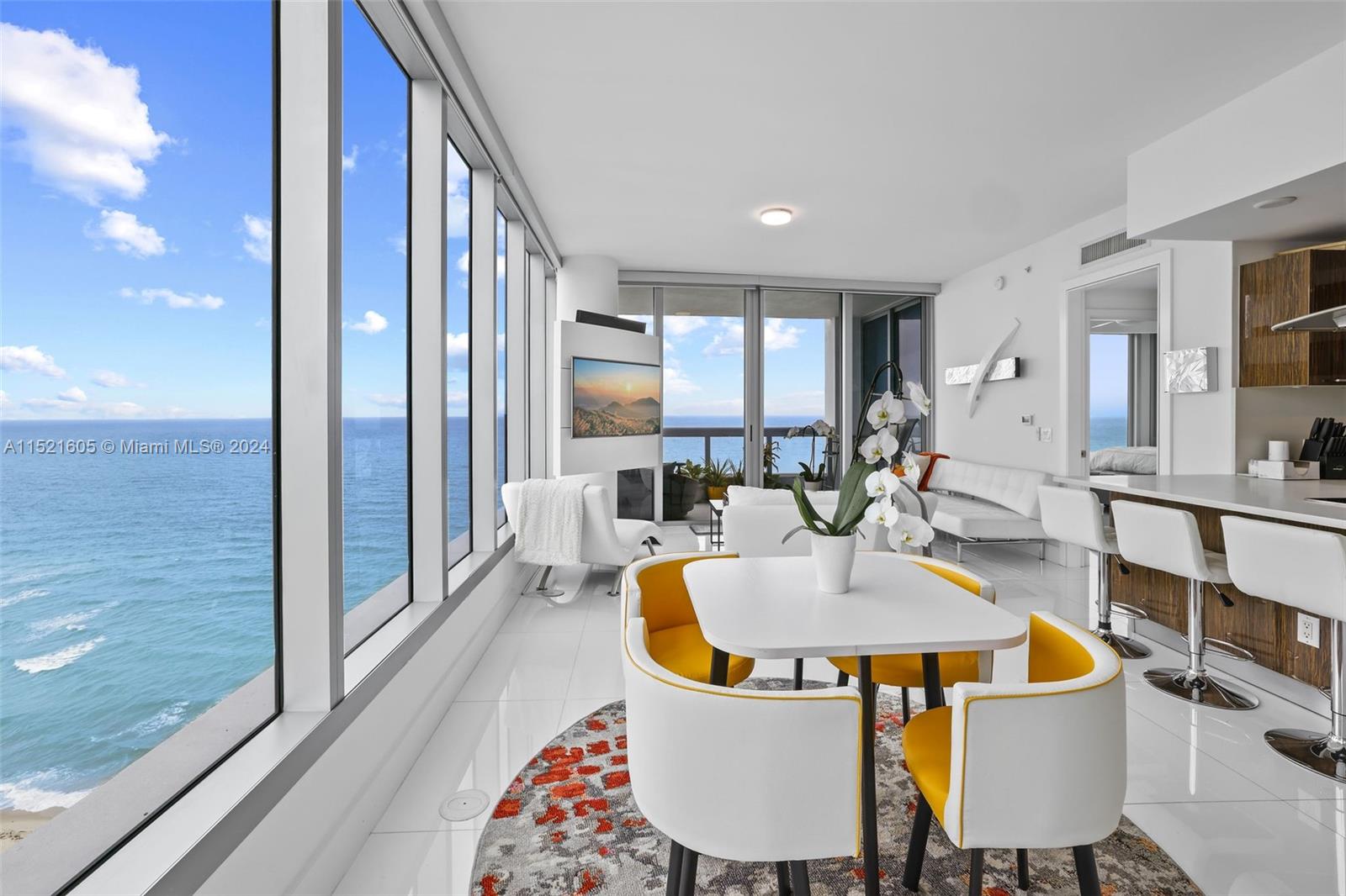 6899 Collins Ave 1905, Miami Beach, Florida 33141, 2 Bedrooms Bedrooms, ,2 BathroomsBathrooms,Residential,For Sale,6899 Collins Ave 1905,A11521605