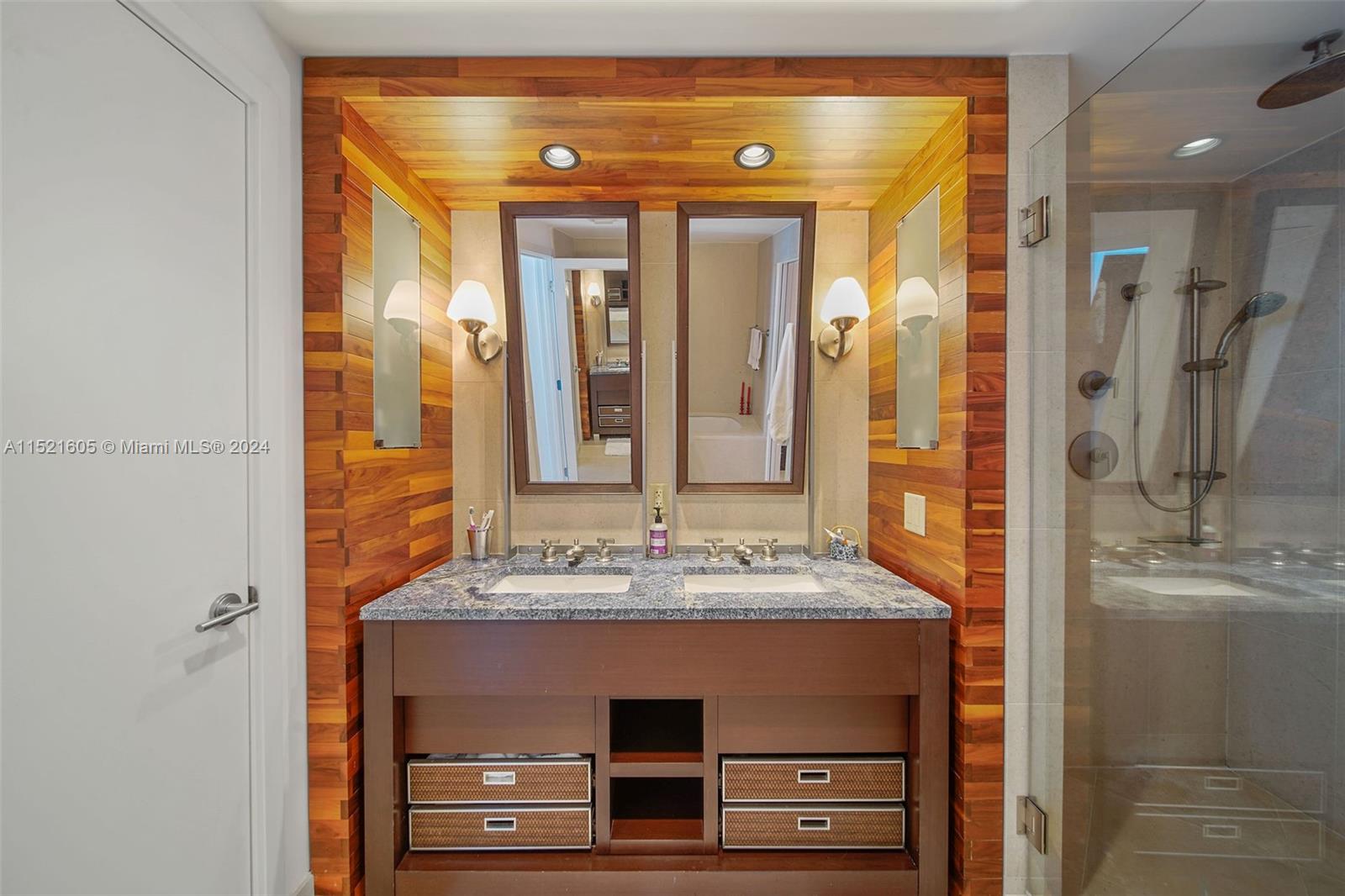 6899 Collins Ave 1905, Miami Beach, Florida 33141, 2 Bedrooms Bedrooms, ,2 BathroomsBathrooms,Residential,For Sale,6899 Collins Ave 1905,A11521605