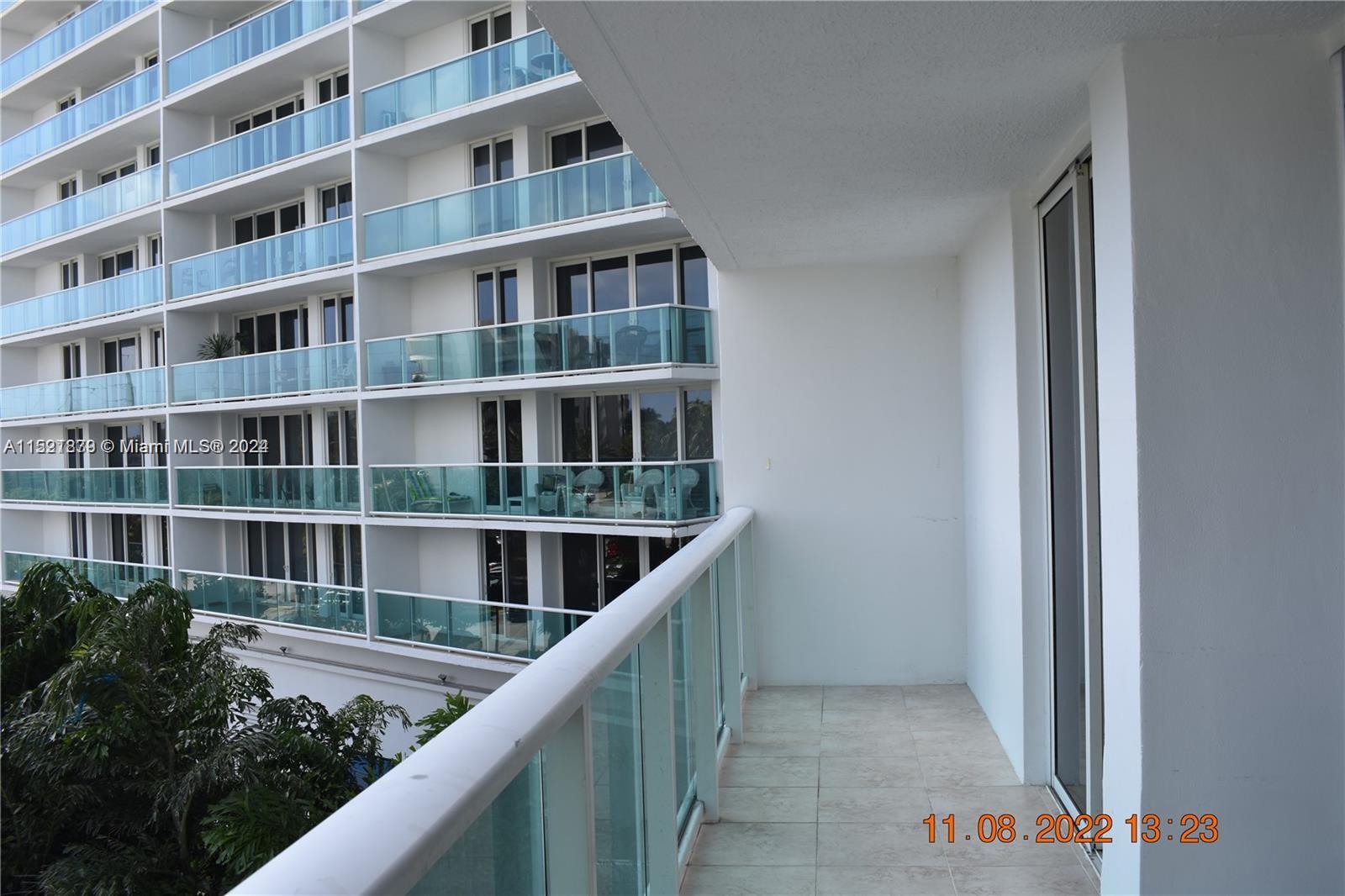 100 Bayview Dr, Sunny Isles Beach, FL, 33160 United States, 1 Bedroom Bedrooms, ,1 BathroomBathrooms,Residential,For Sale,Bayview Dr,A11521879