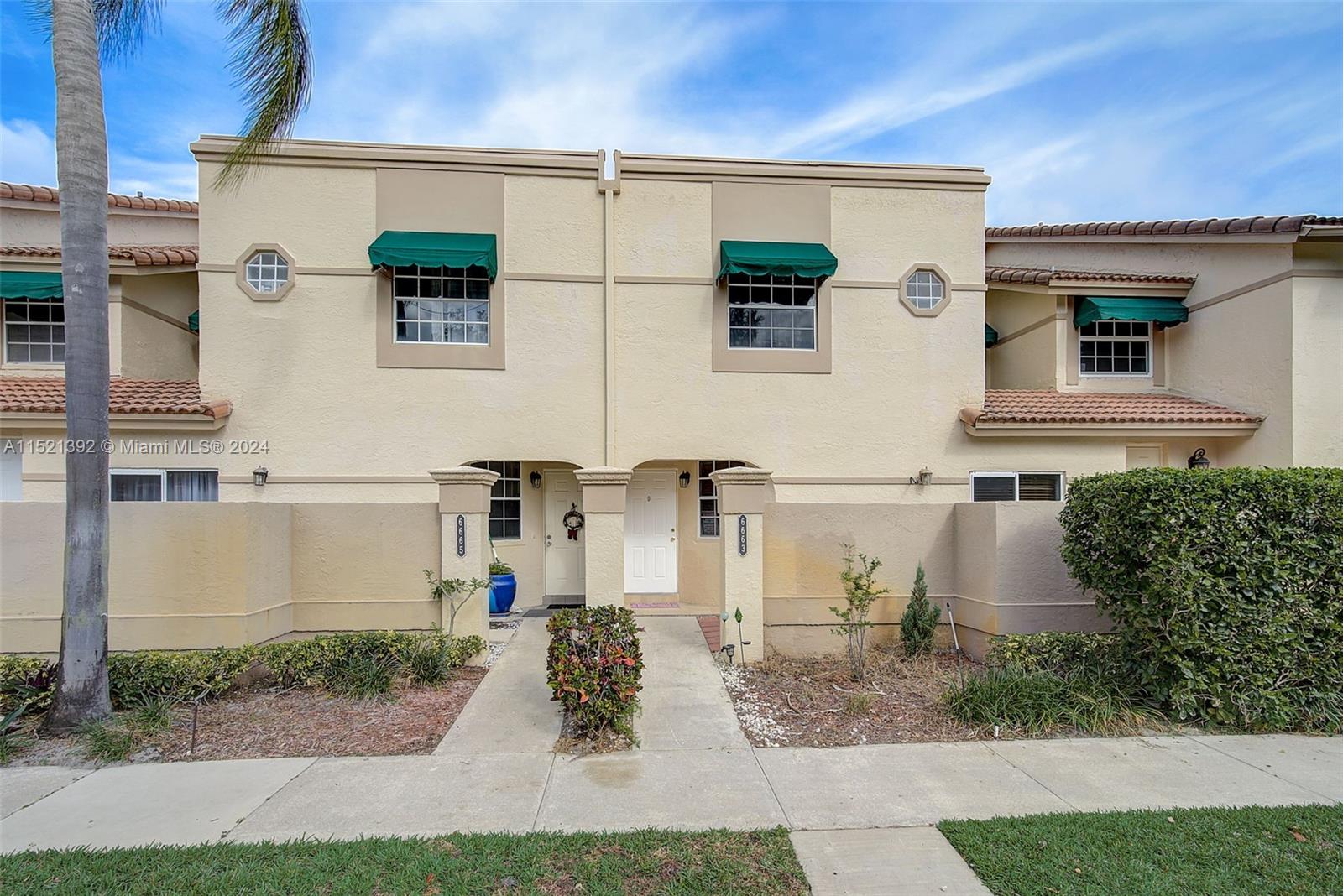 6663 Via Regina, Boca Raton, FL, 33433 United States, 2 Bedrooms Bedrooms, ,2 BathroomsBathrooms,Residential,For Sale,Via Regina,A11521392