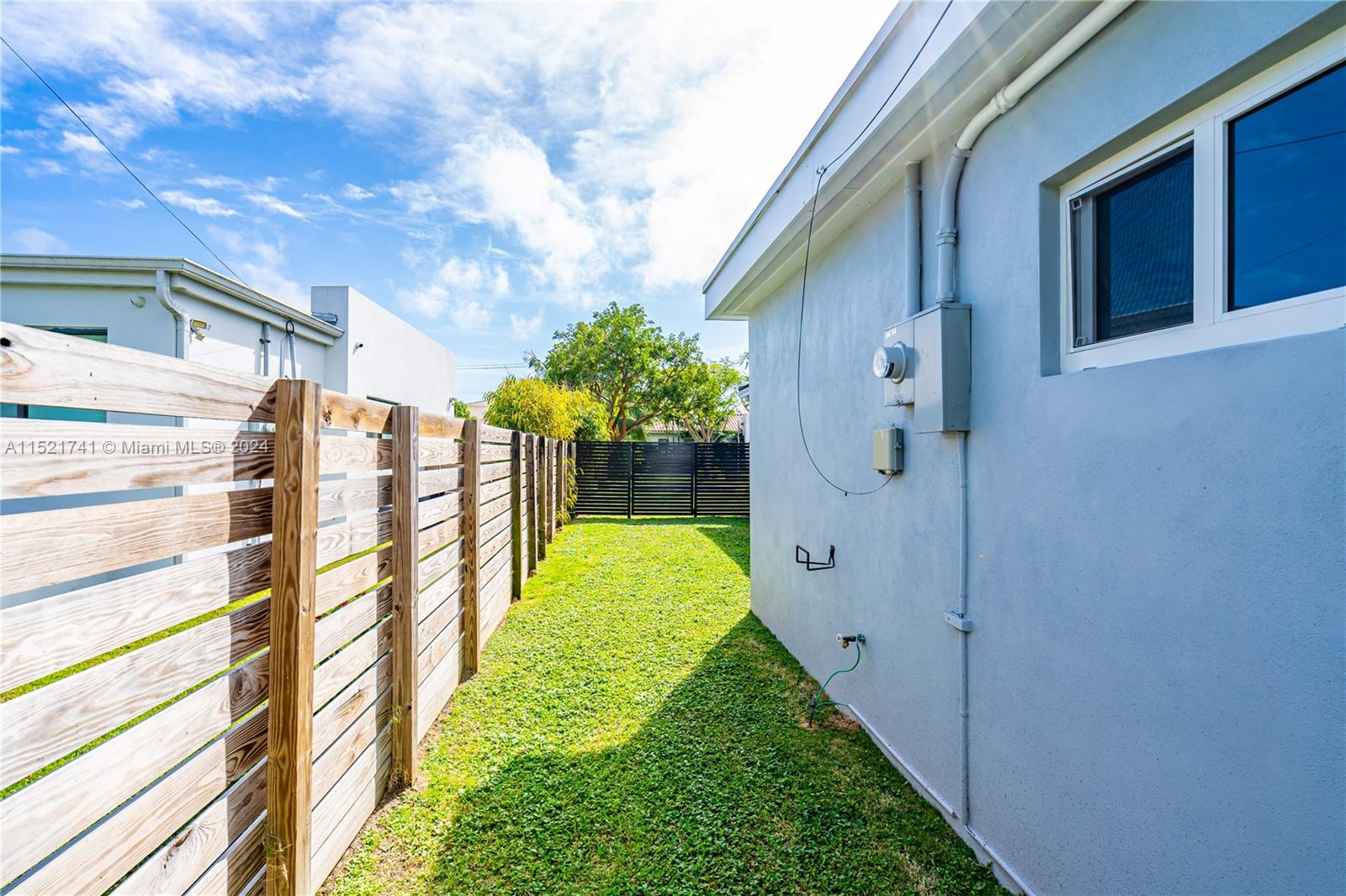 5745 39th St, Miami, FL, 33155 United States, 4 Bedrooms Bedrooms, ,3 BathroomsBathrooms,Residential,For Sale,39th St,A11521741