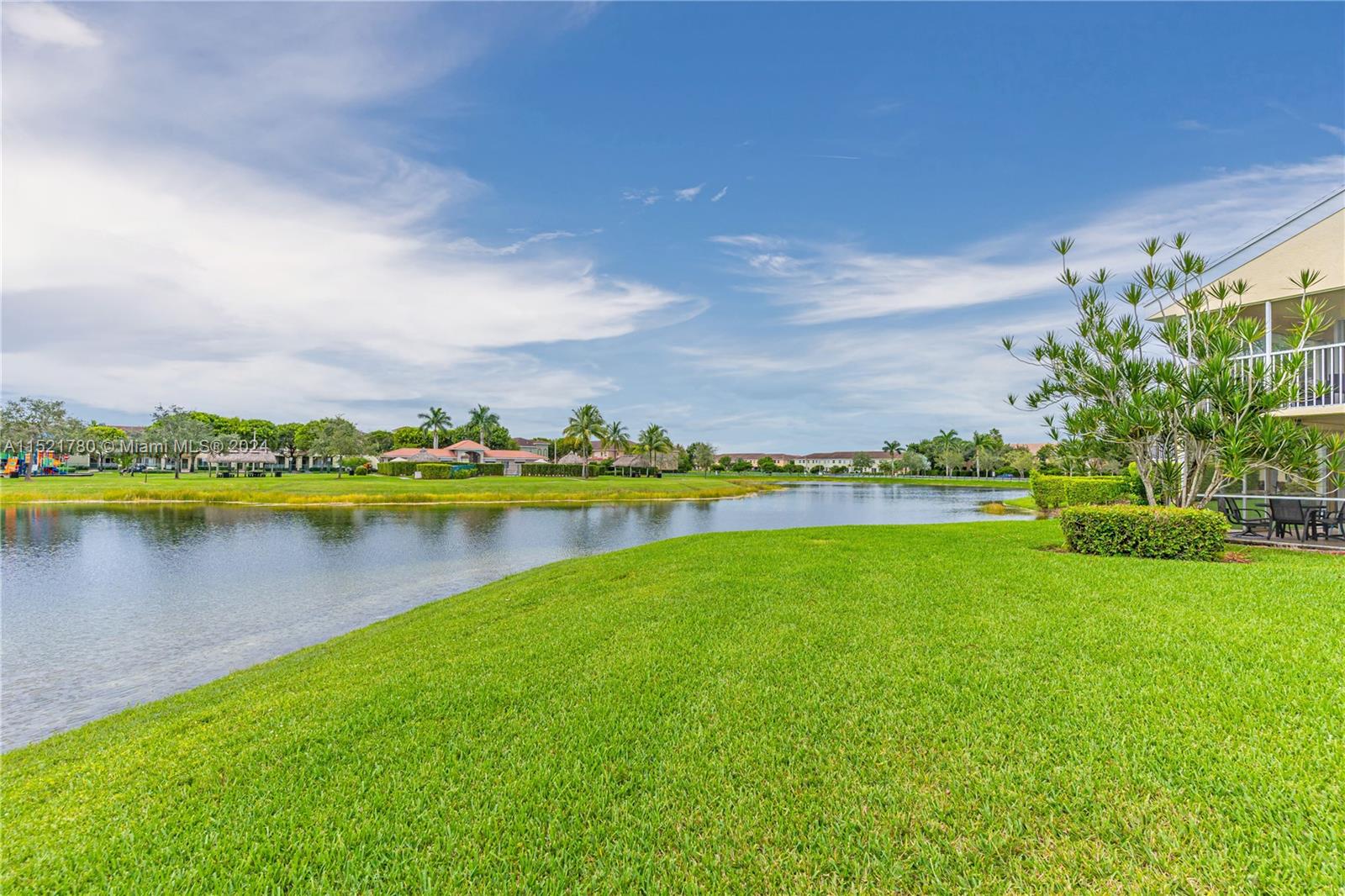 2505 19th Pl, Homestead, FL, 33035 United States, 2 Bedrooms Bedrooms, ,2 BathroomsBathrooms,Residential,For Sale,19th Pl,A11521780