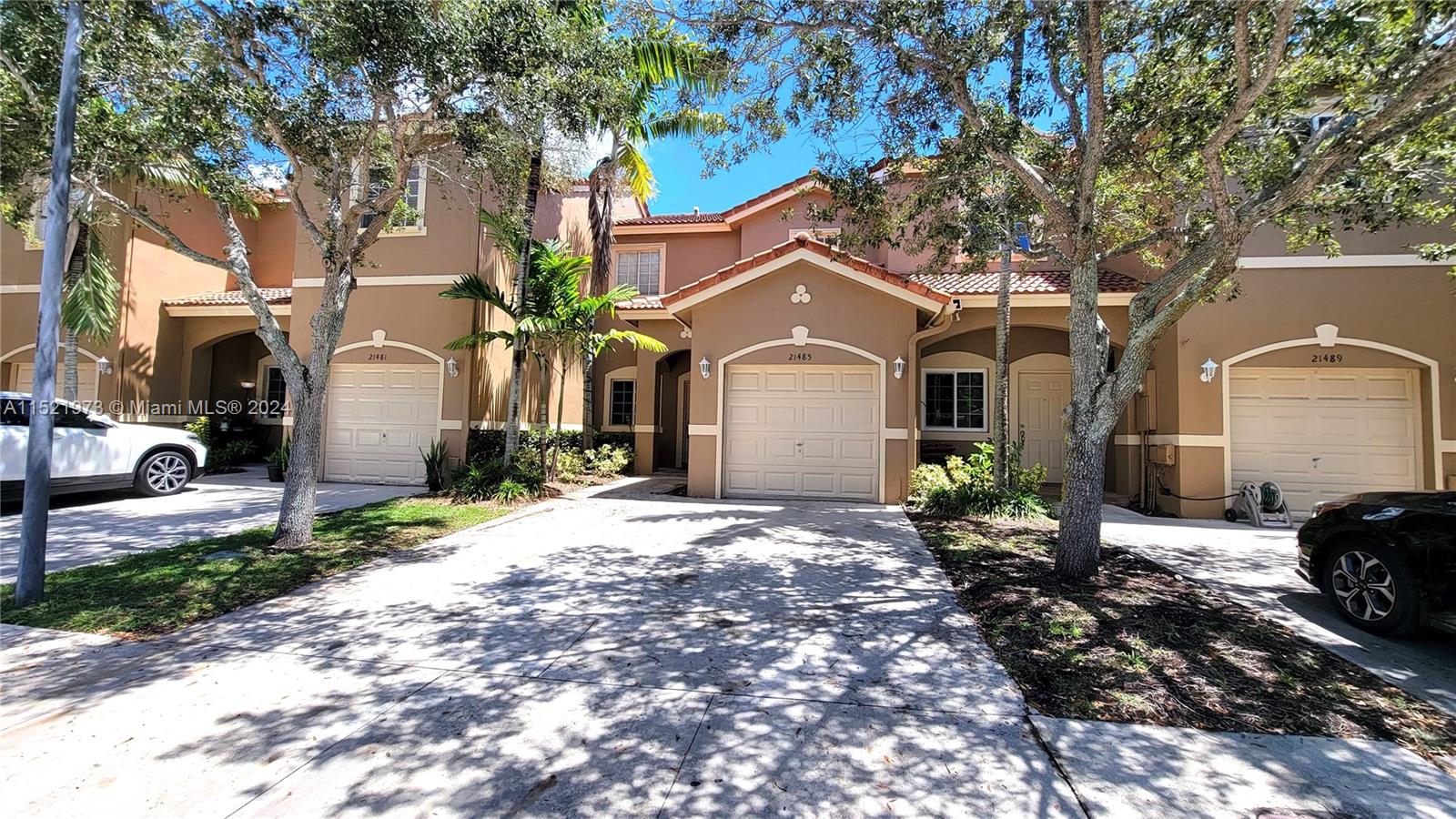 21485 85th Ave, Cutler Bay, FL, 33189 United States, 2 Bedrooms Bedrooms, ,2 BathroomsBathrooms,Residential,For Sale,85th Ave,A11521973