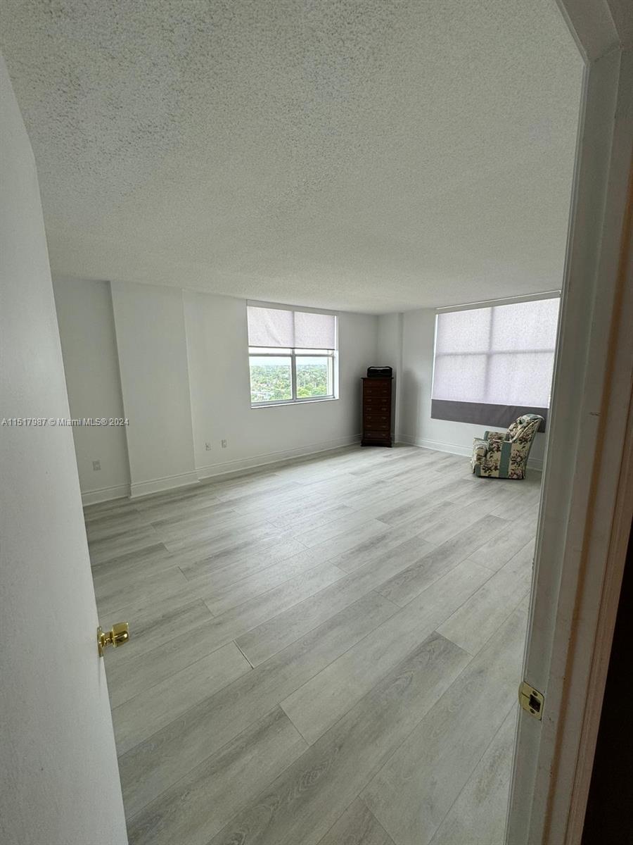 11111 Biscayne Blvd 11E, Miami, FL 33181, 2 Bedrooms Bedrooms, ,2 BathroomsBathrooms,Residential,For Sale,Biscayne Blvd,A11517987