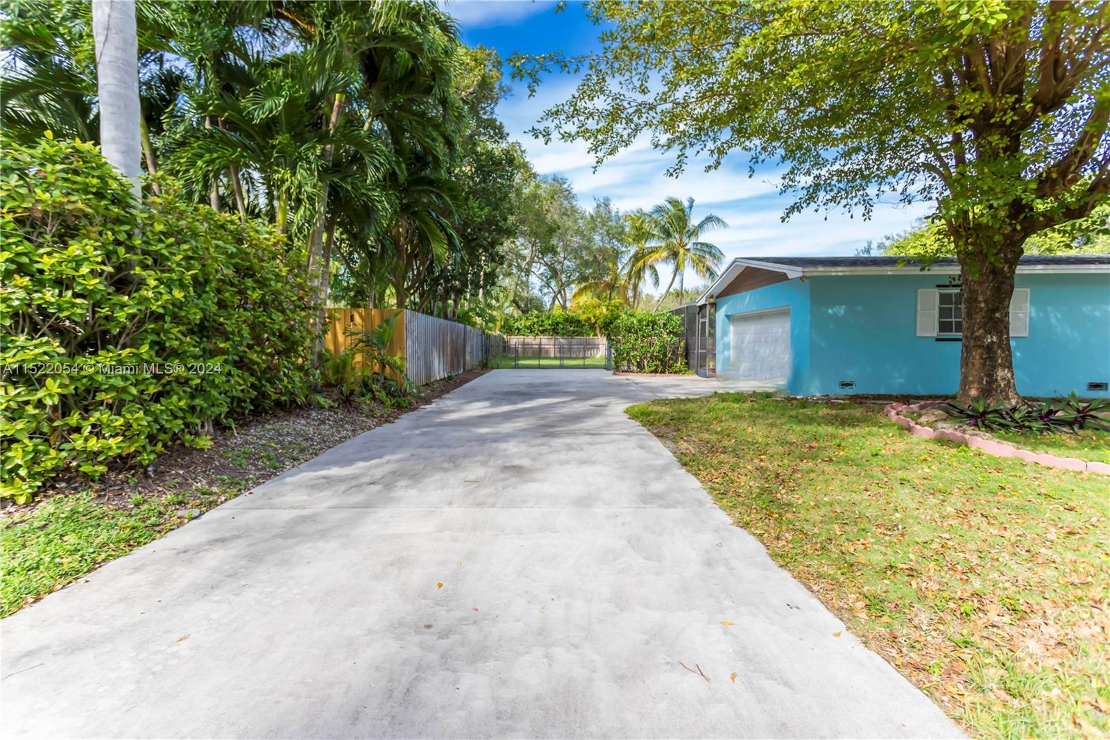 7445 164th St, Palmetto Bay, FL, 33157 United States, 4 Bedrooms Bedrooms, ,3 BathroomsBathrooms,Residential,For Sale,164th St,A11522054