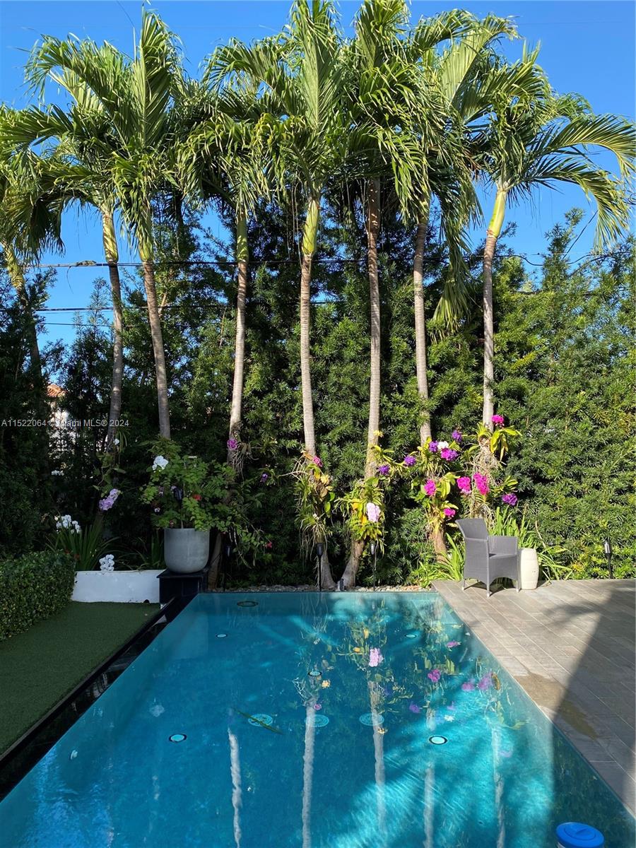 736 Woodcrest Rd, Key Biscayne, FL, 33149 United States, 4 Bedrooms Bedrooms, ,4 BathroomsBathrooms,Residential,For Sale,Woodcrest Rd,A11522064